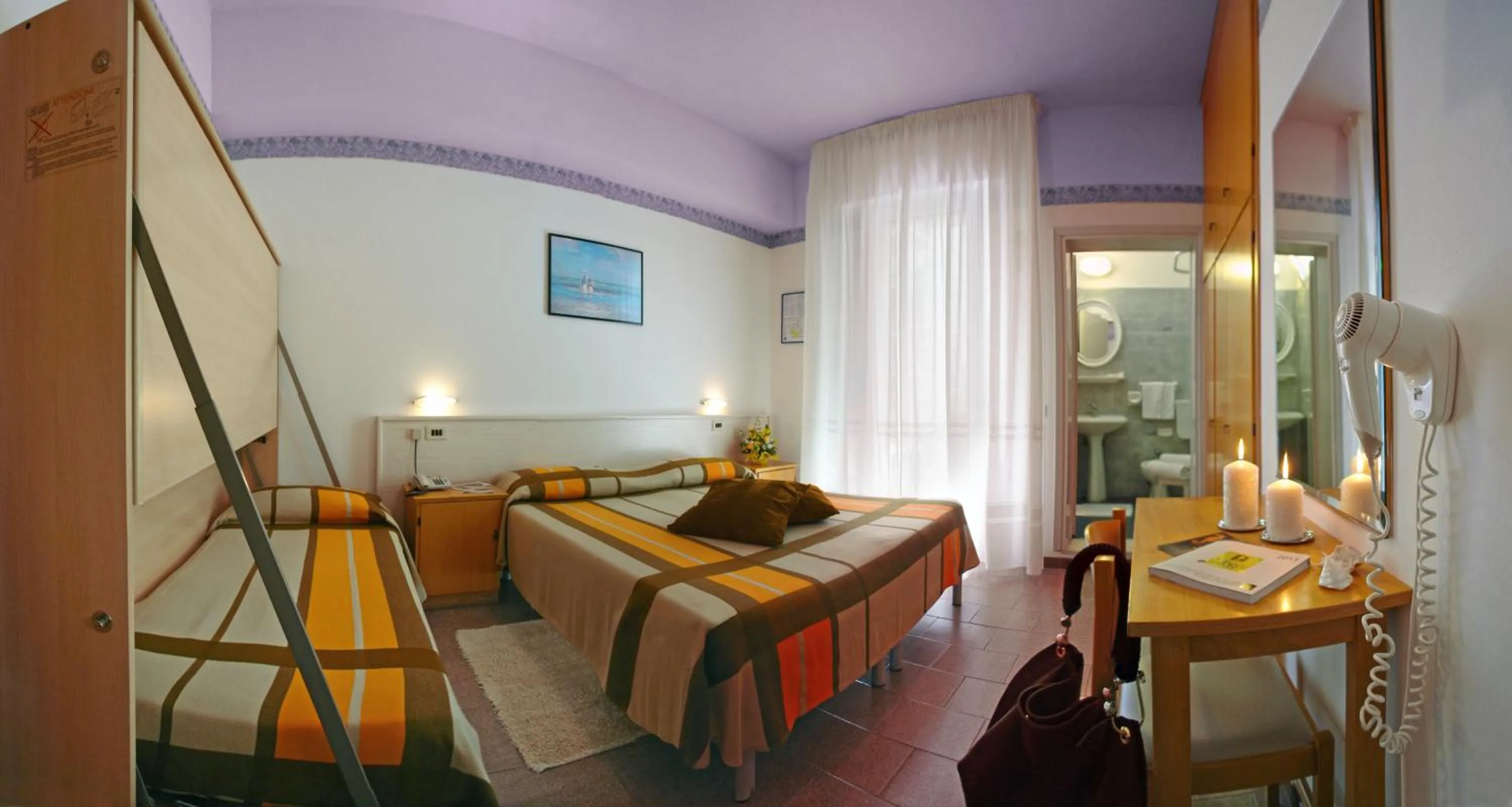 Photo of the whole room in Hotel Cavalluccio Marino