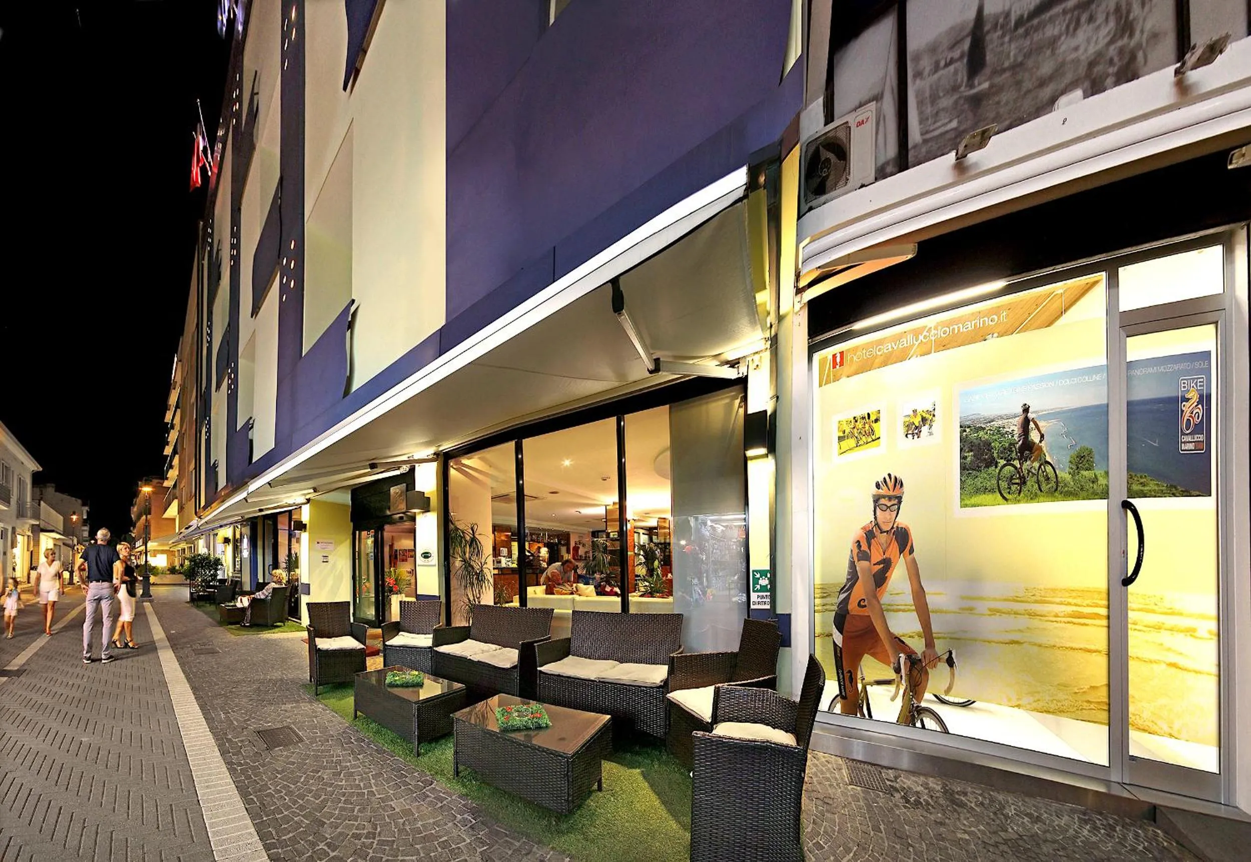 Cycling in Hotel Cavalluccio Marino