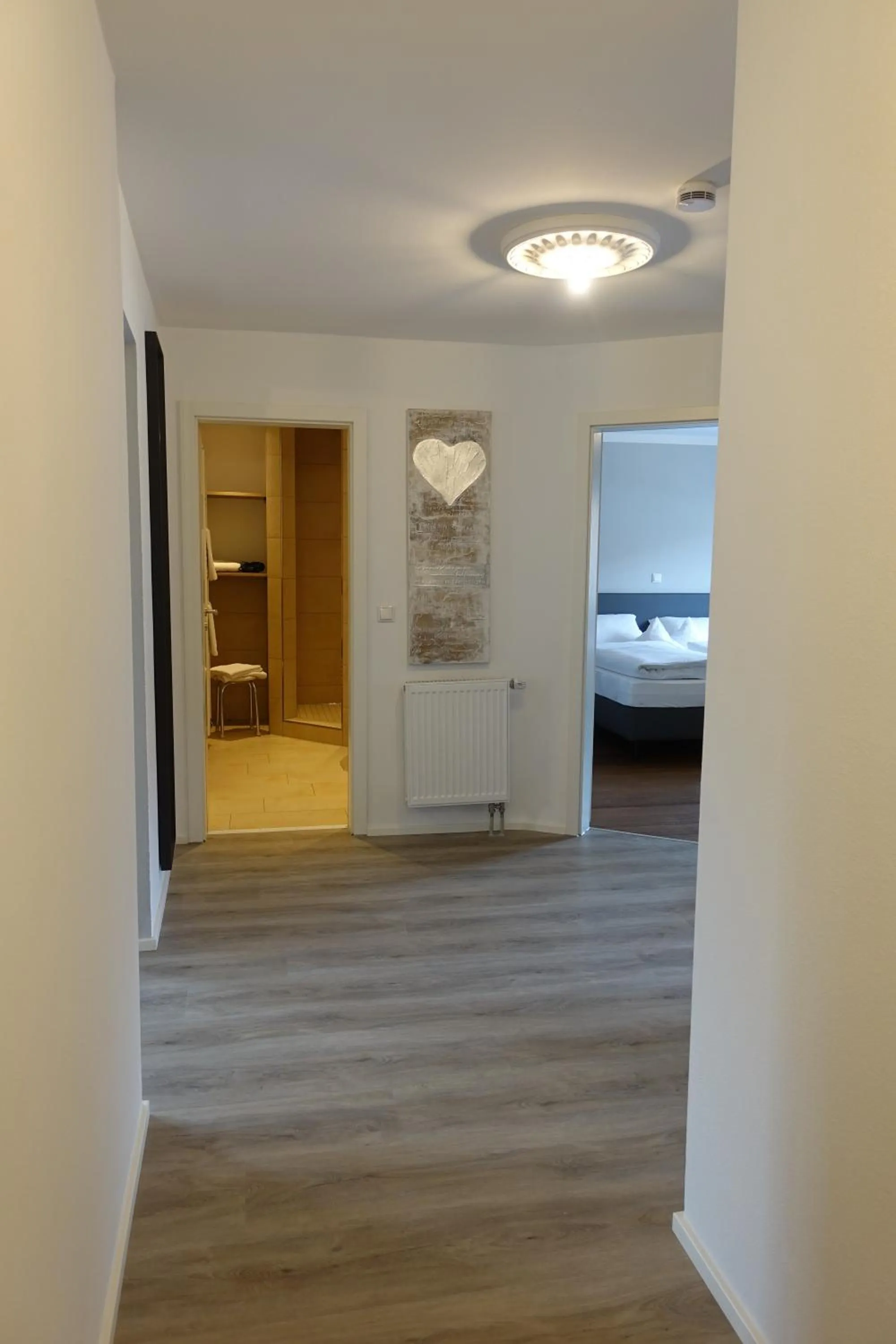 Bed in Hotel zur Sonne