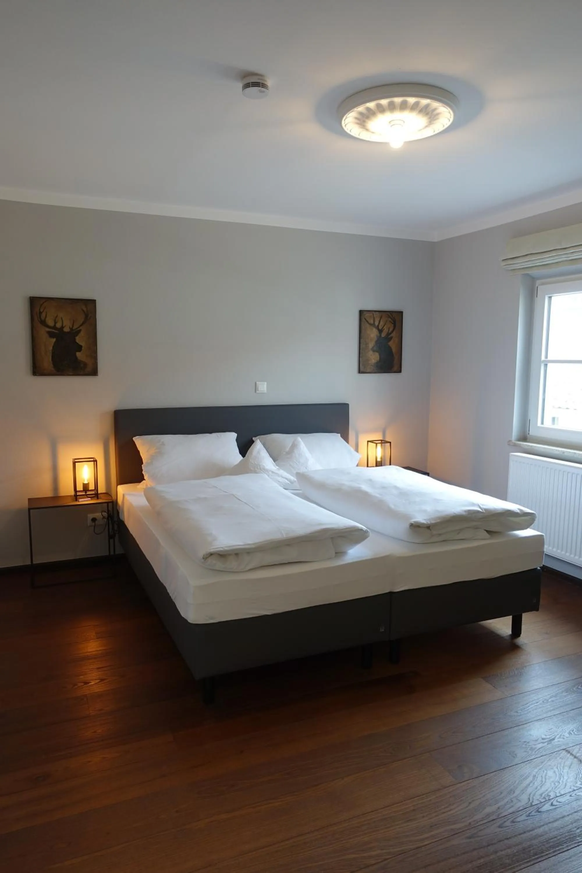 Bed in Hotel zur Sonne