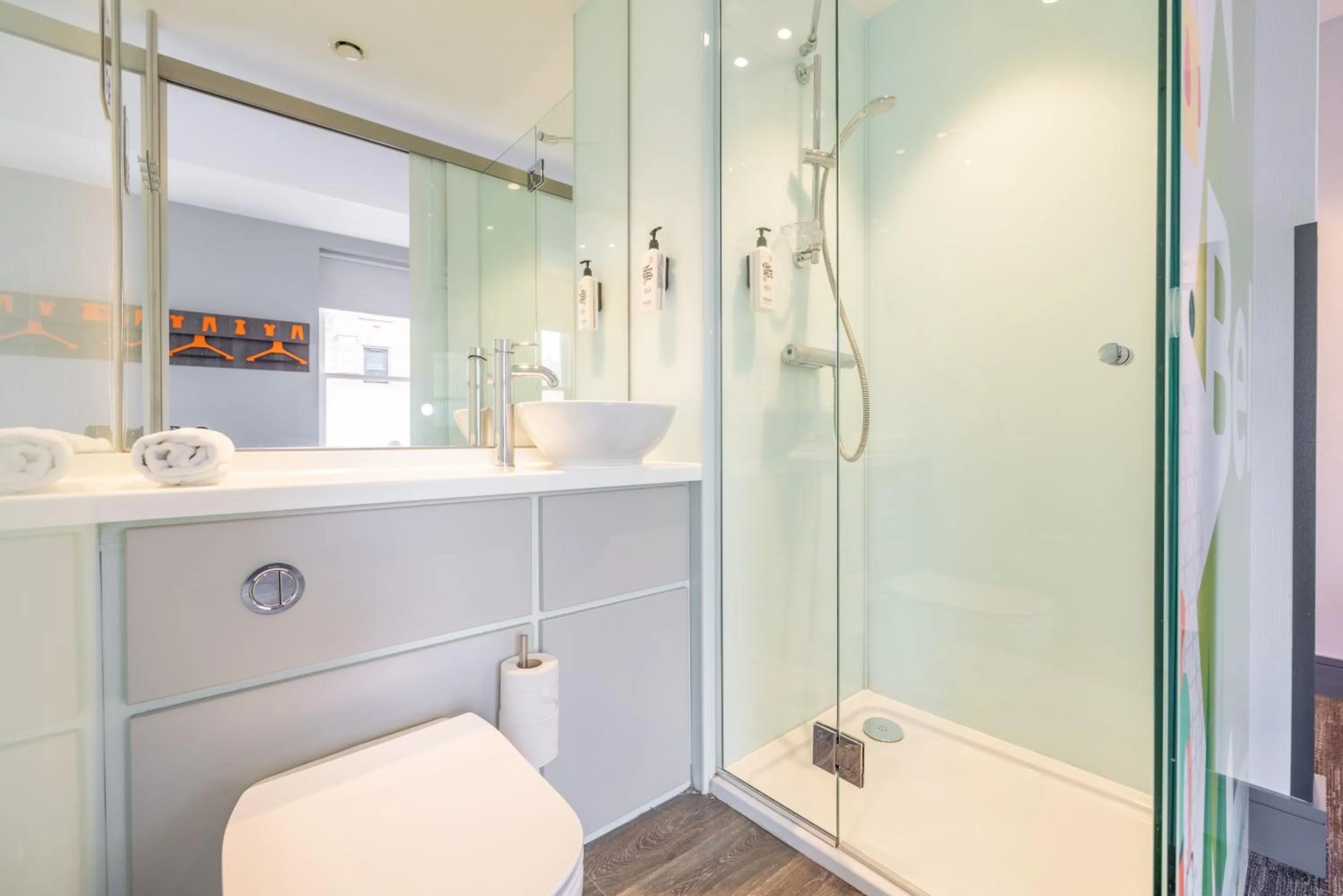 Bathroom in easyHotel Belfast