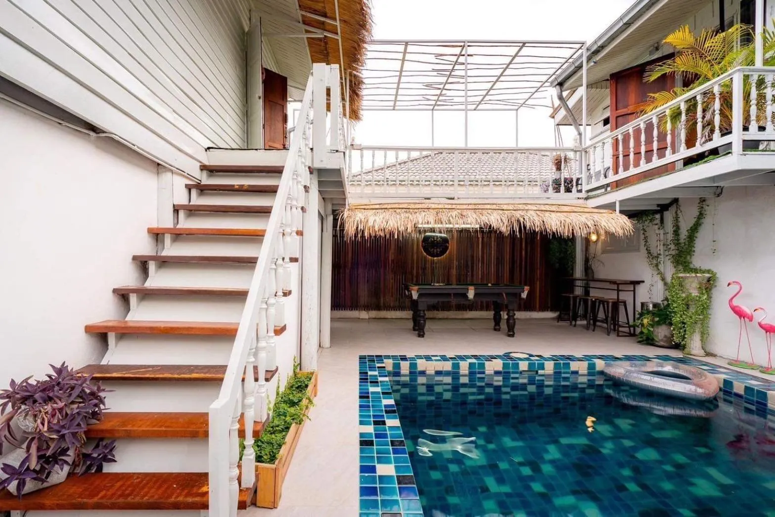 Secret garden pool villa