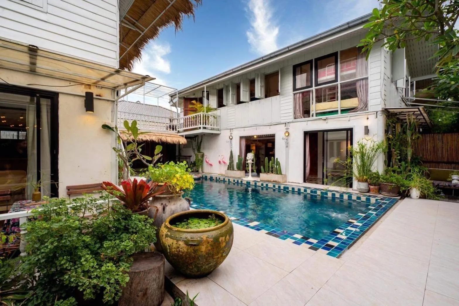 Secret garden pool villa