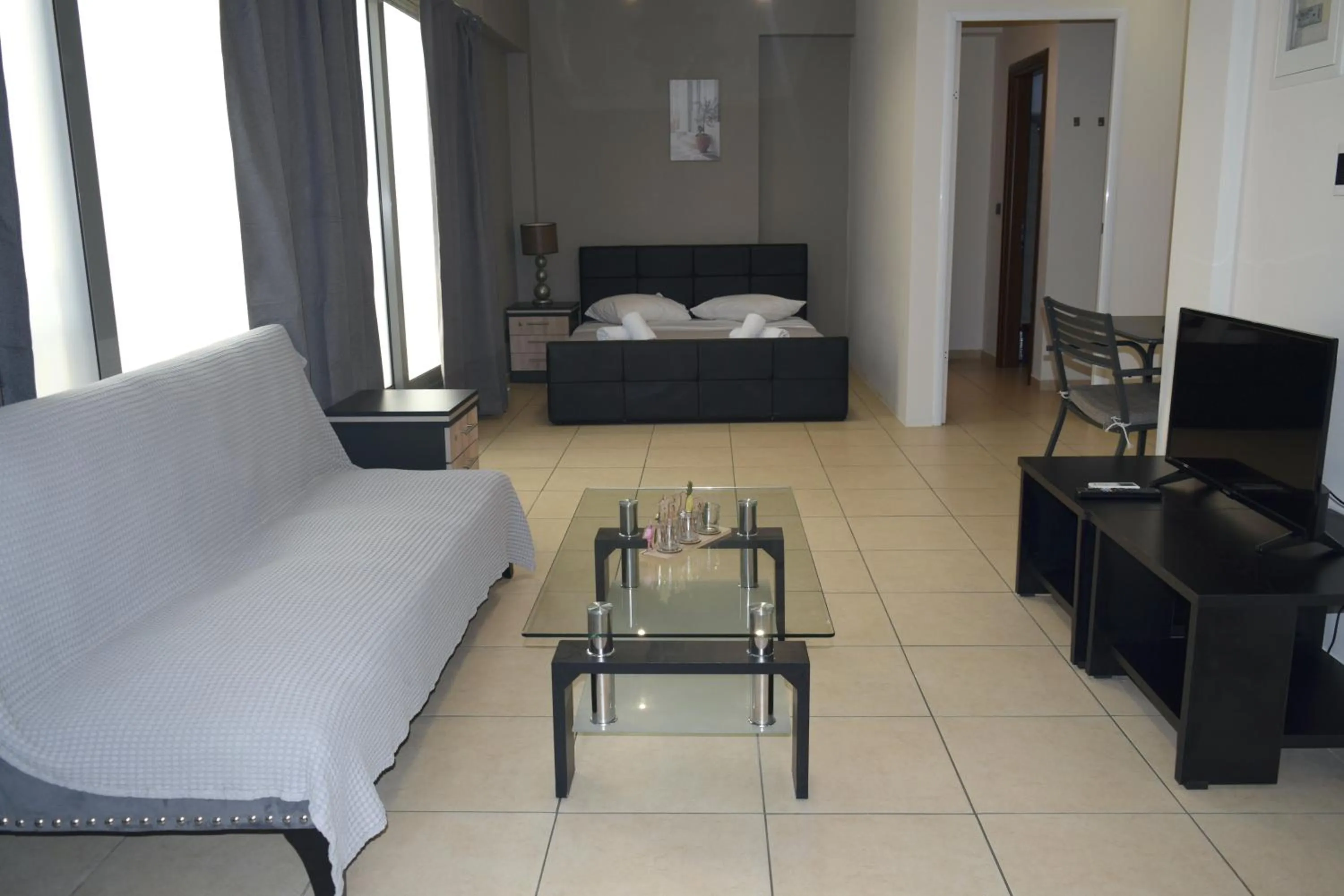 Photo of the whole room in Athenian Central Apartments