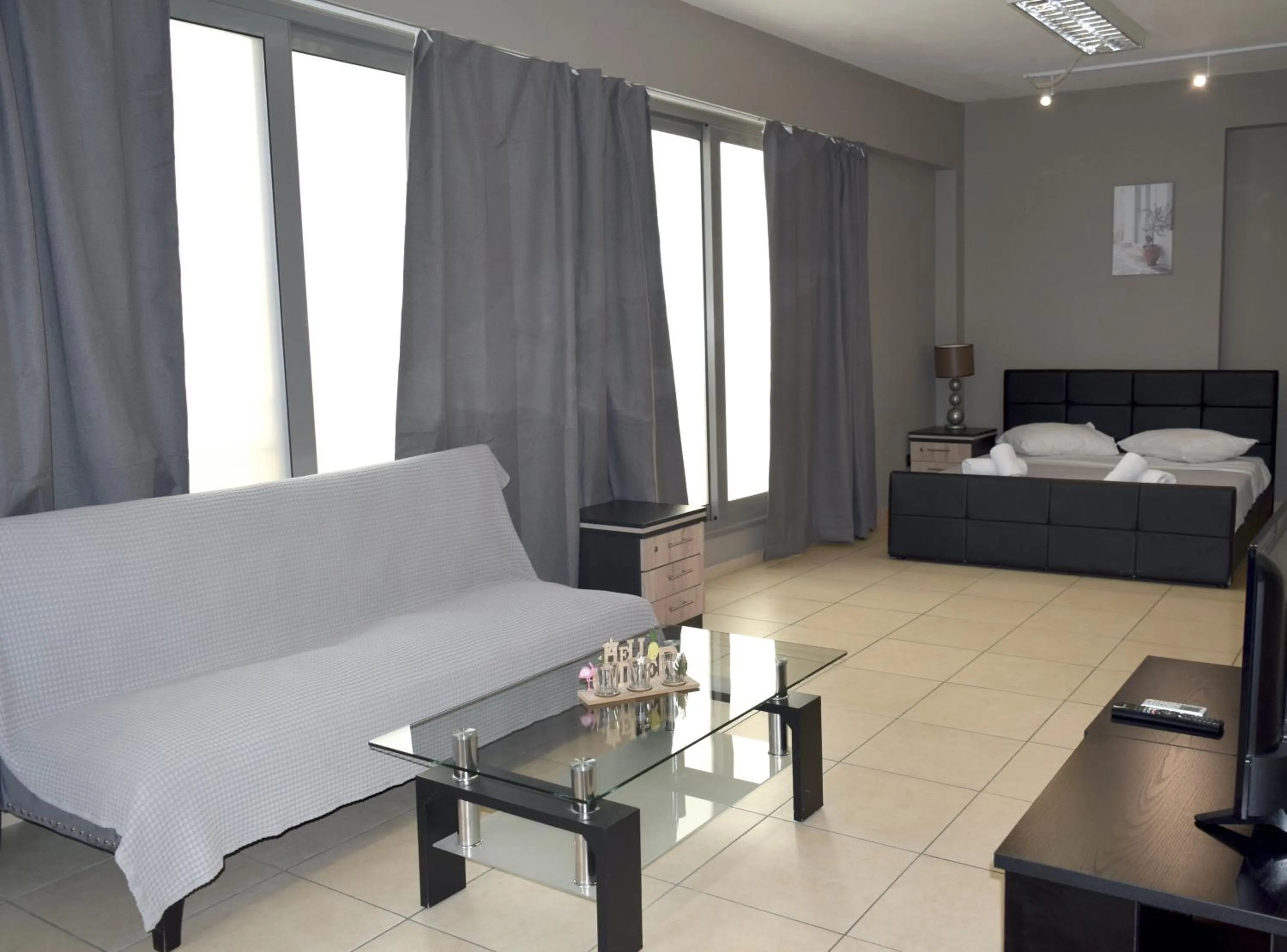 Photo of the whole room in Athenian Central Apartments