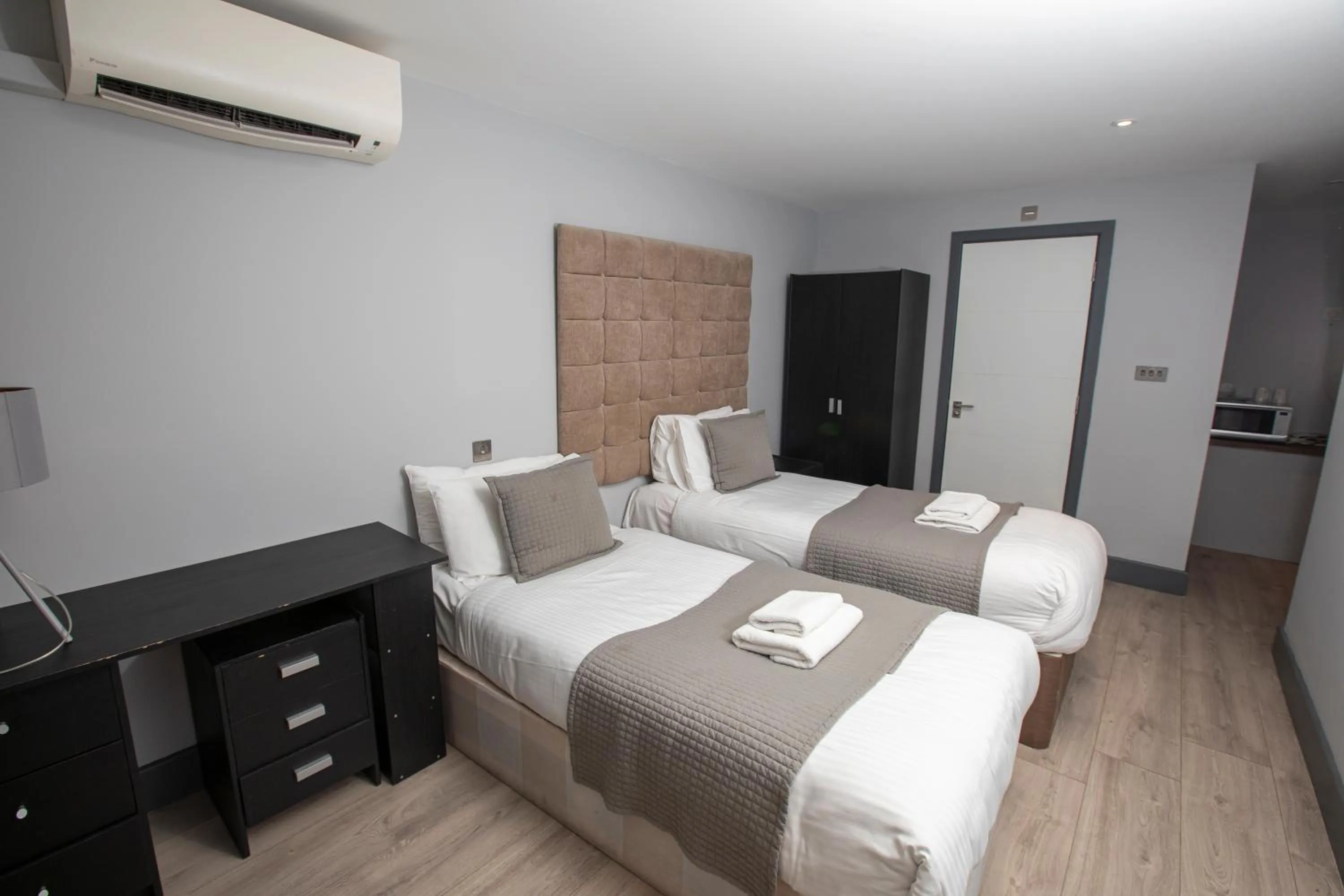 Photo of the whole room, Bed in W6 Hotel