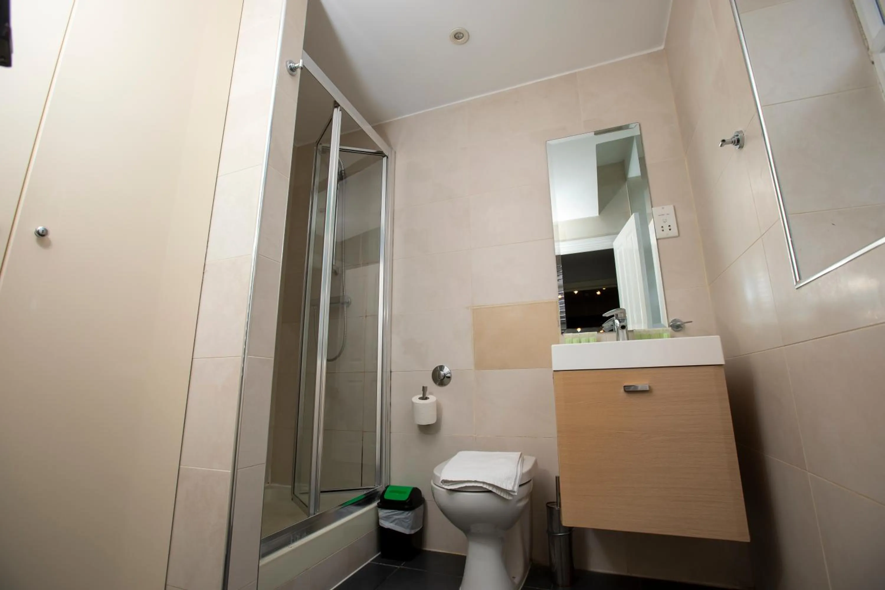 Bathroom in W6 Hotel