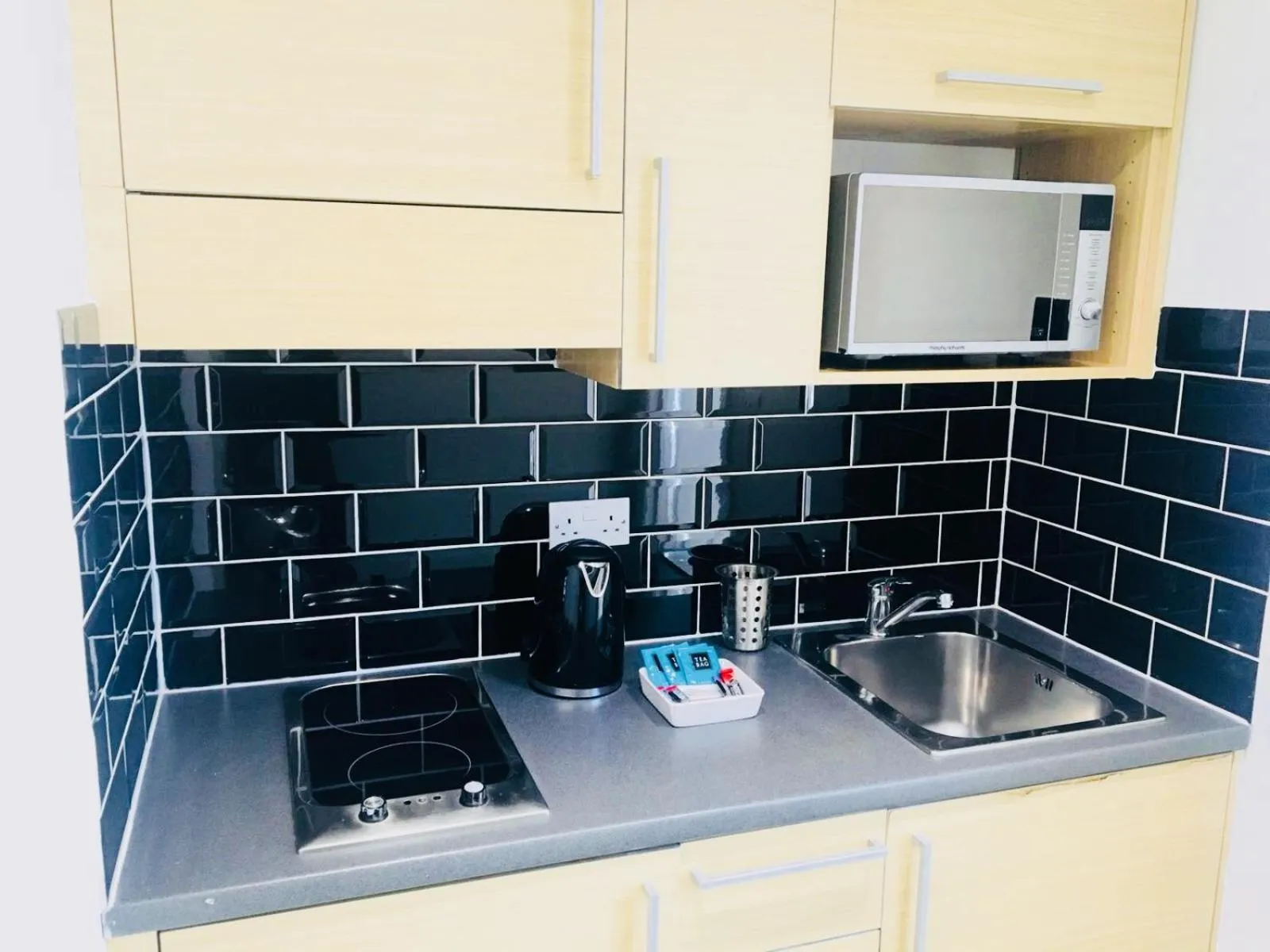 Kitchen or kitchenette in W6 Hotel