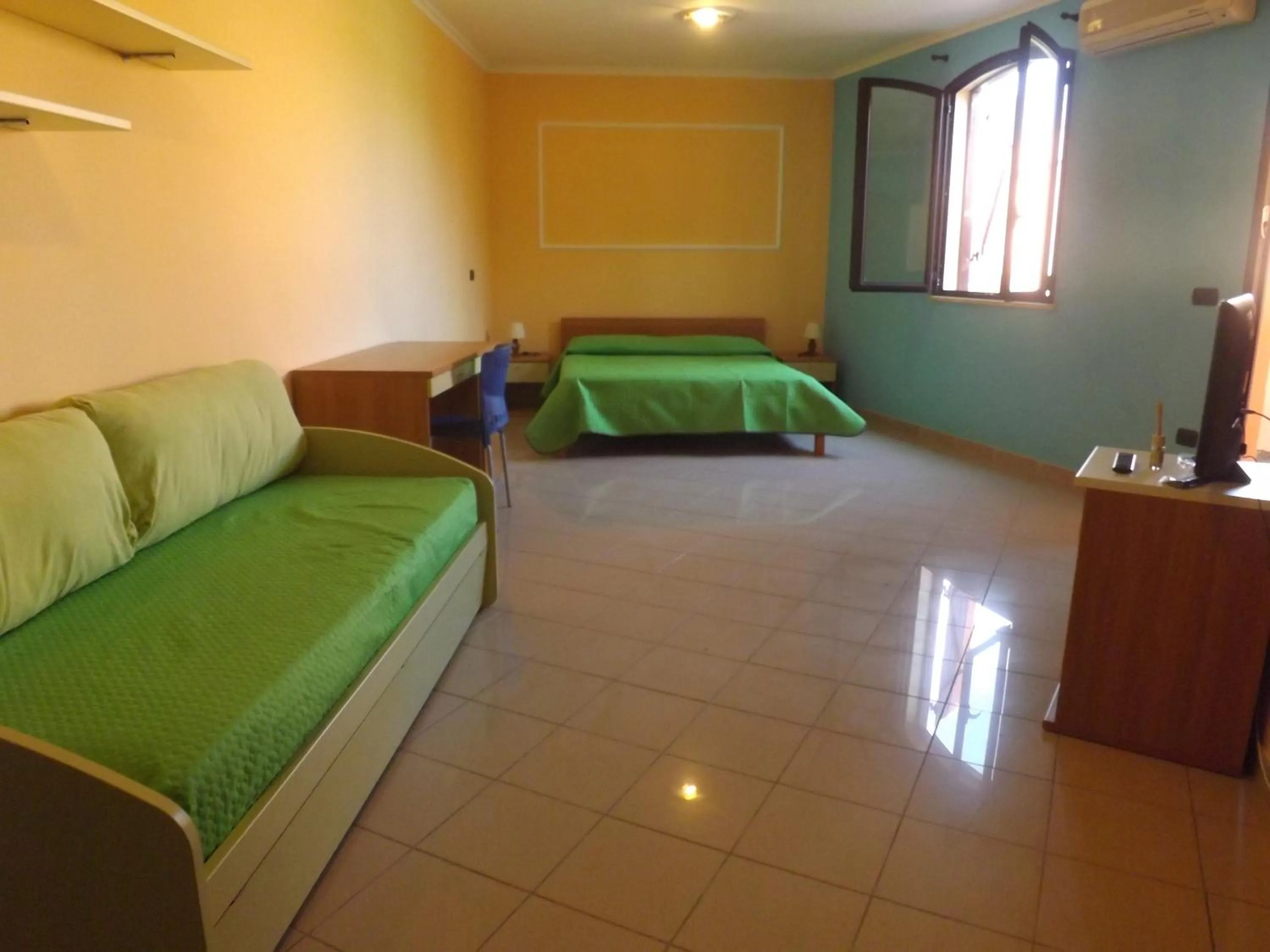 Bed in Hotel Ristorante Al Canto delle Sirene