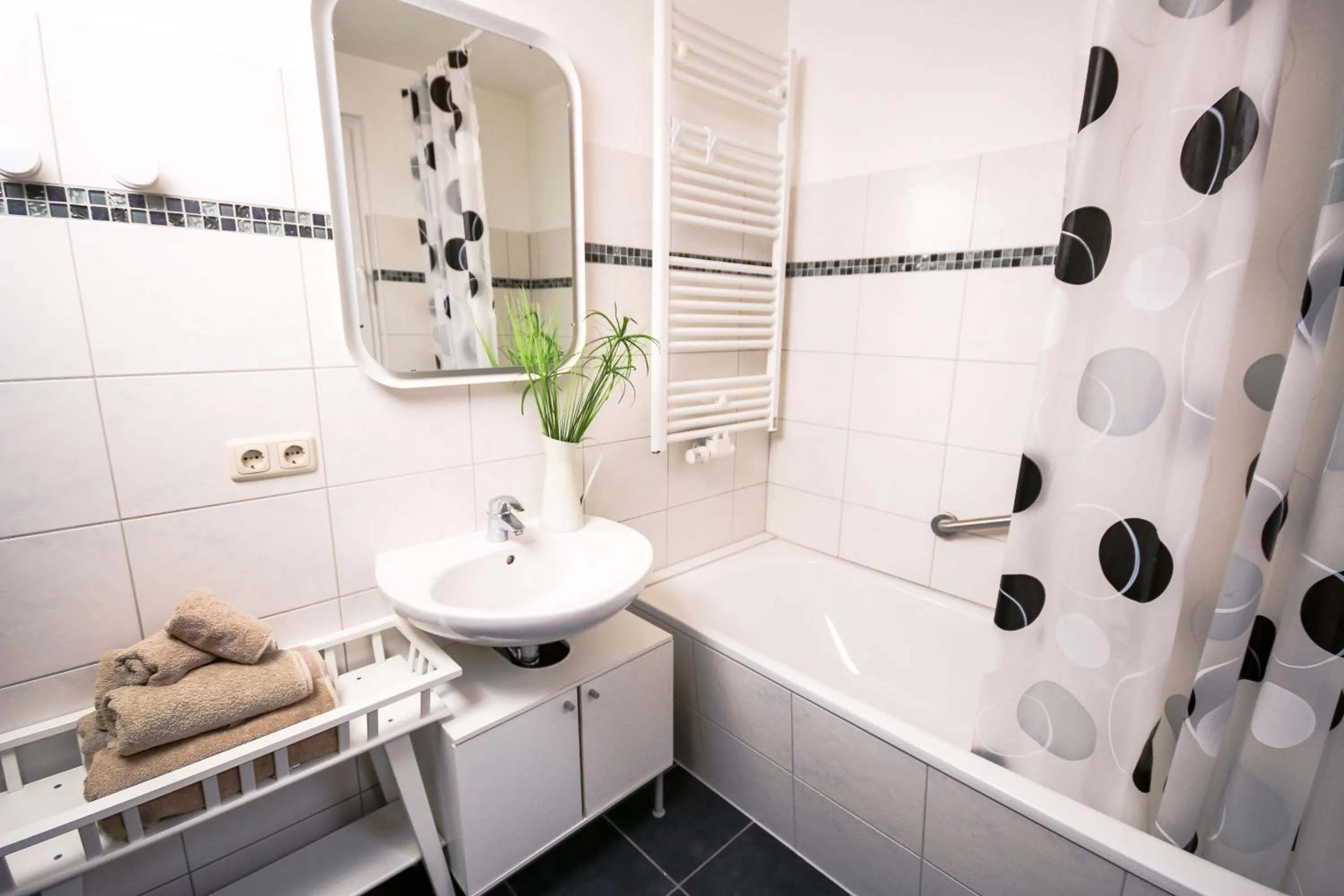 Bathroom in Apartment in der Alexandrinenstrasse