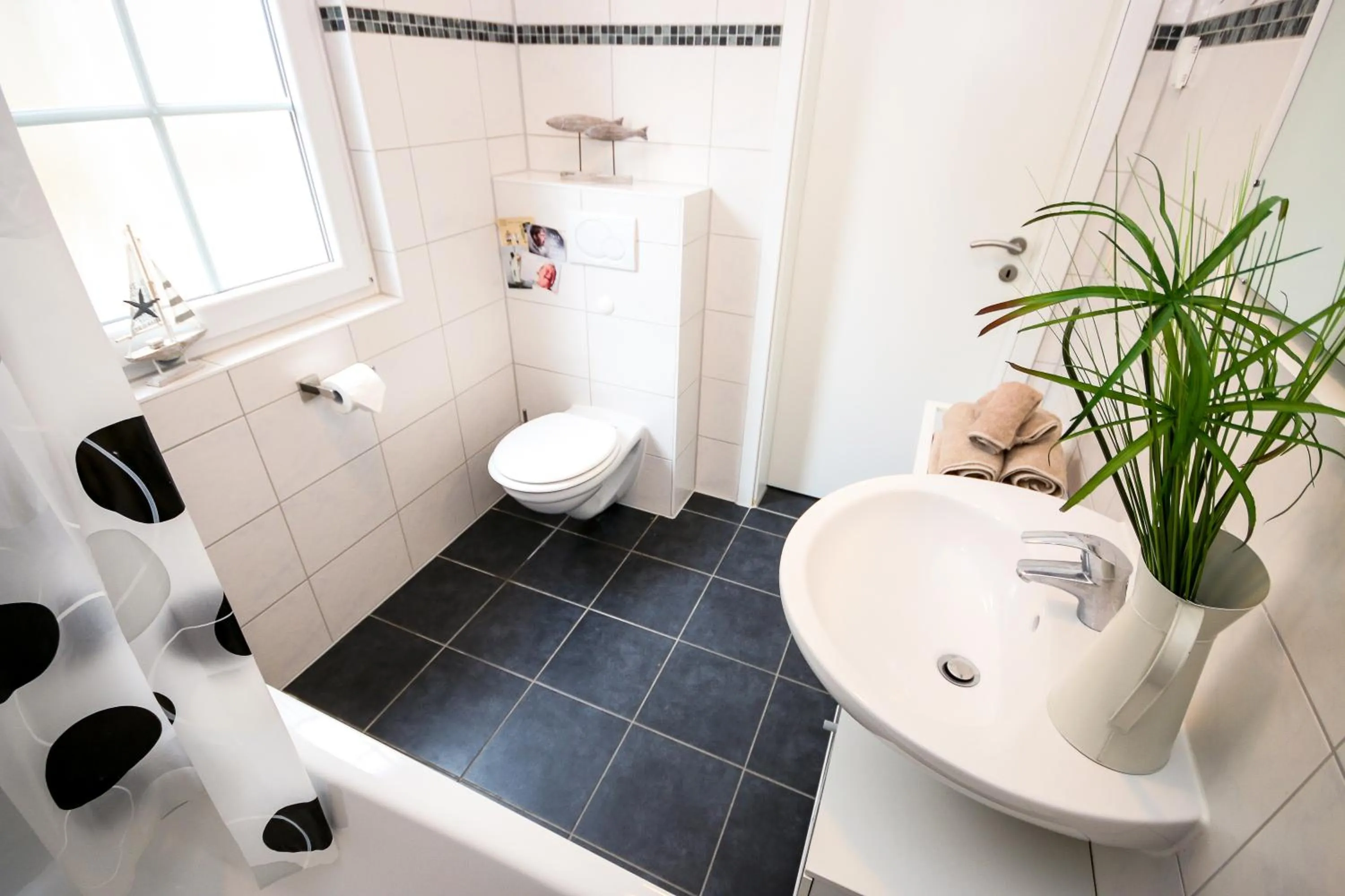 Bathroom in Apartment in der Alexandrinenstrasse