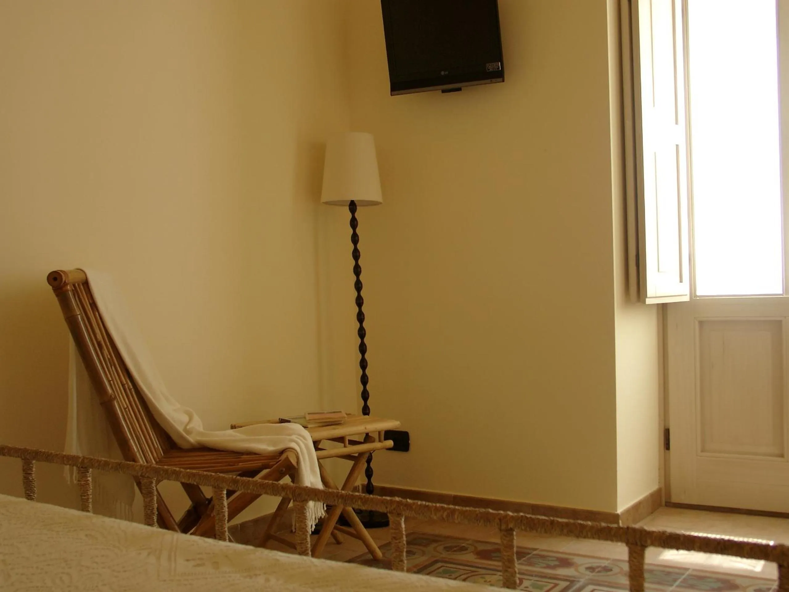 TV and multimedia in Chicchi Di Melograno