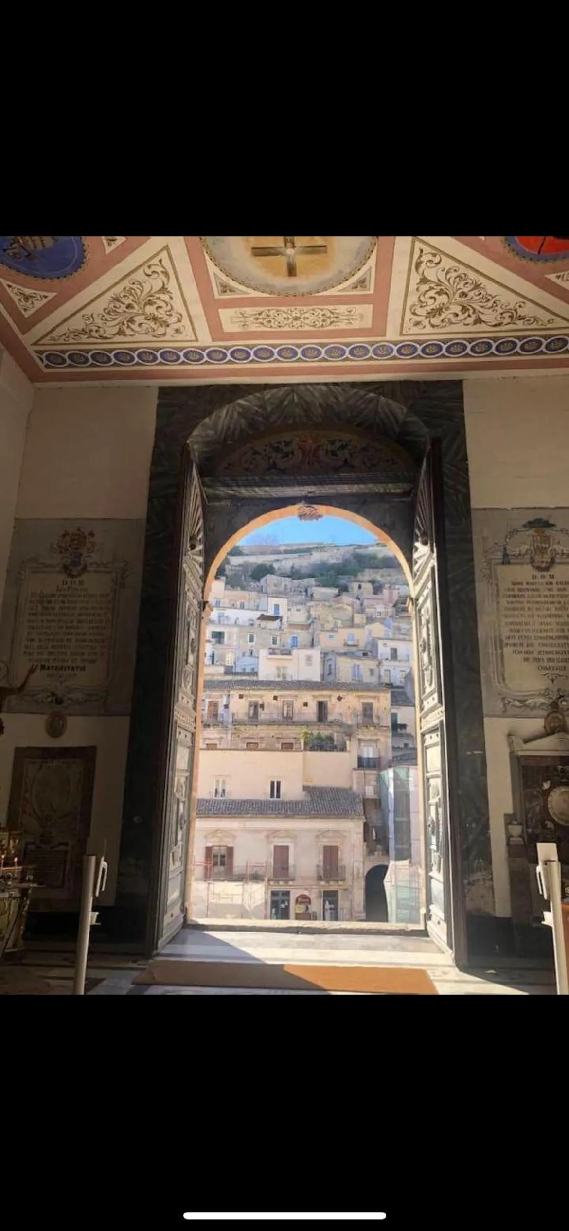 Hiking in Chicchi Di Melograno