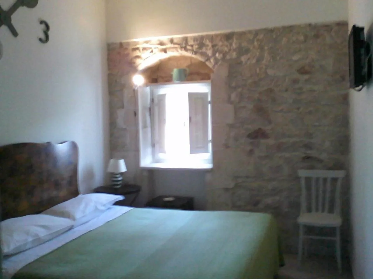 Bedroom, Bed in Chicchi Di Melograno