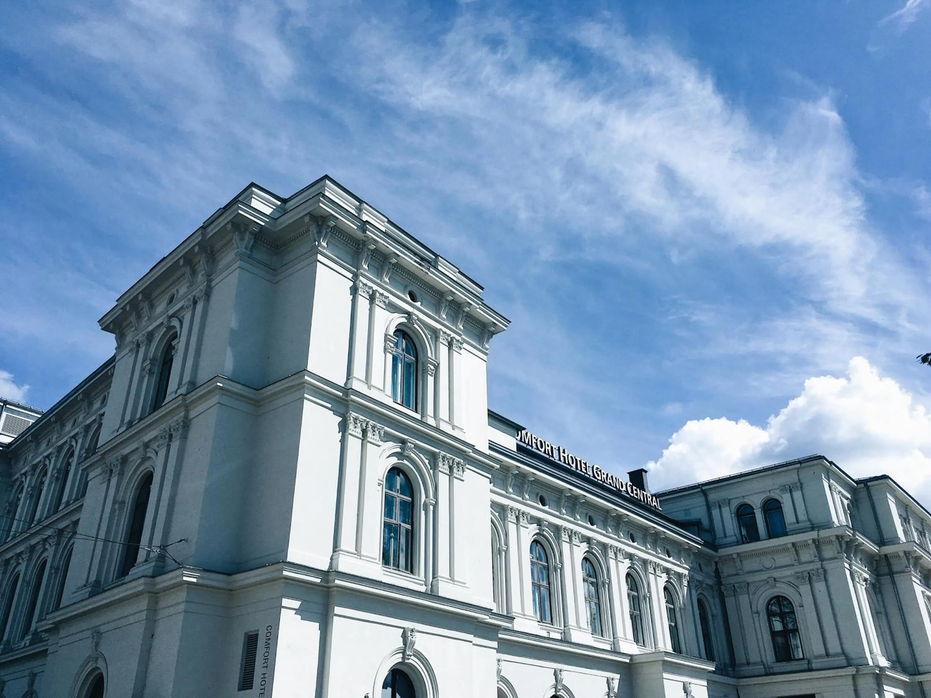 Property building in Comfort Hotel Grand Central
