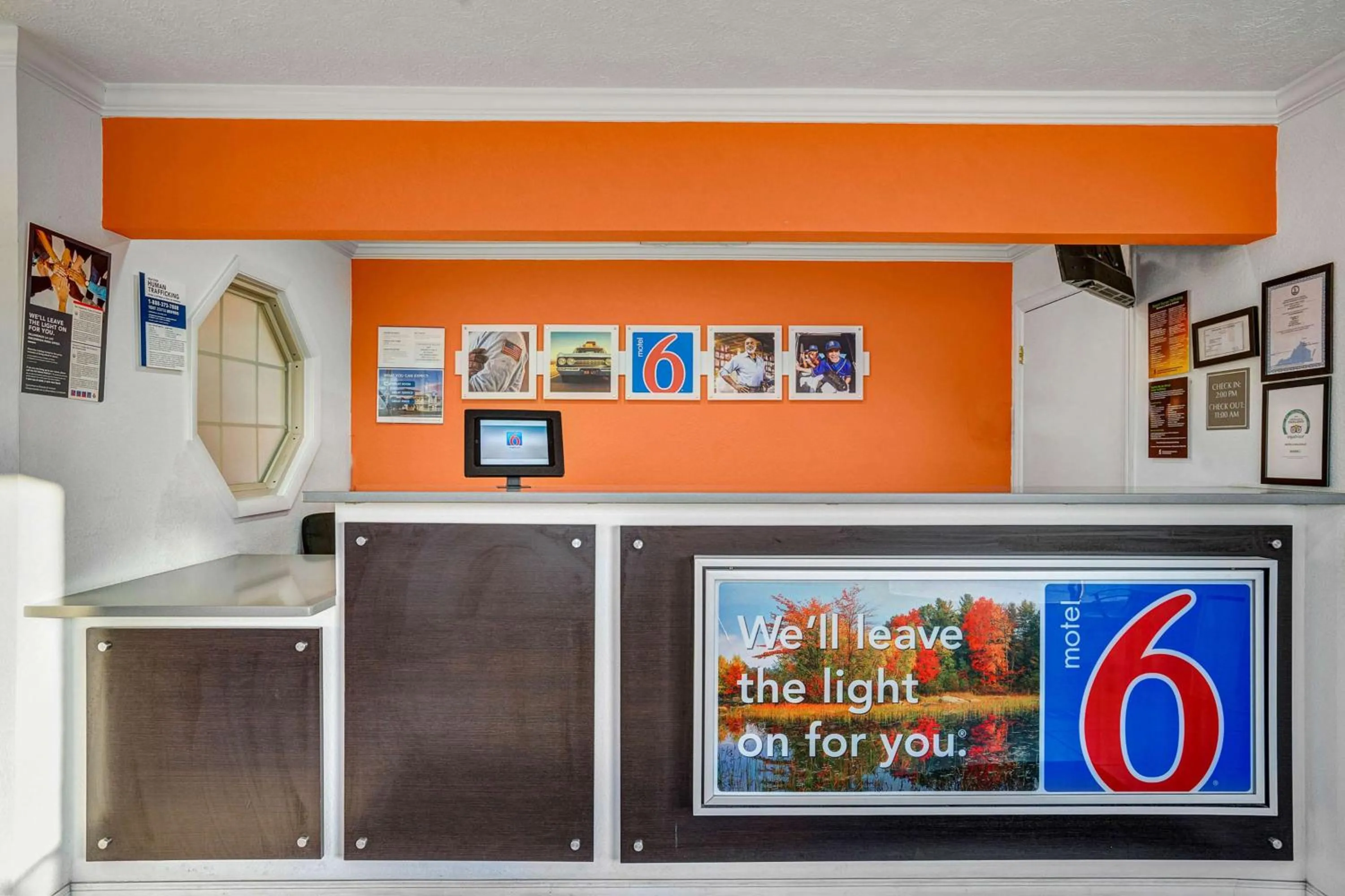 Lobby or reception in Motel 6-Hillsville, VA