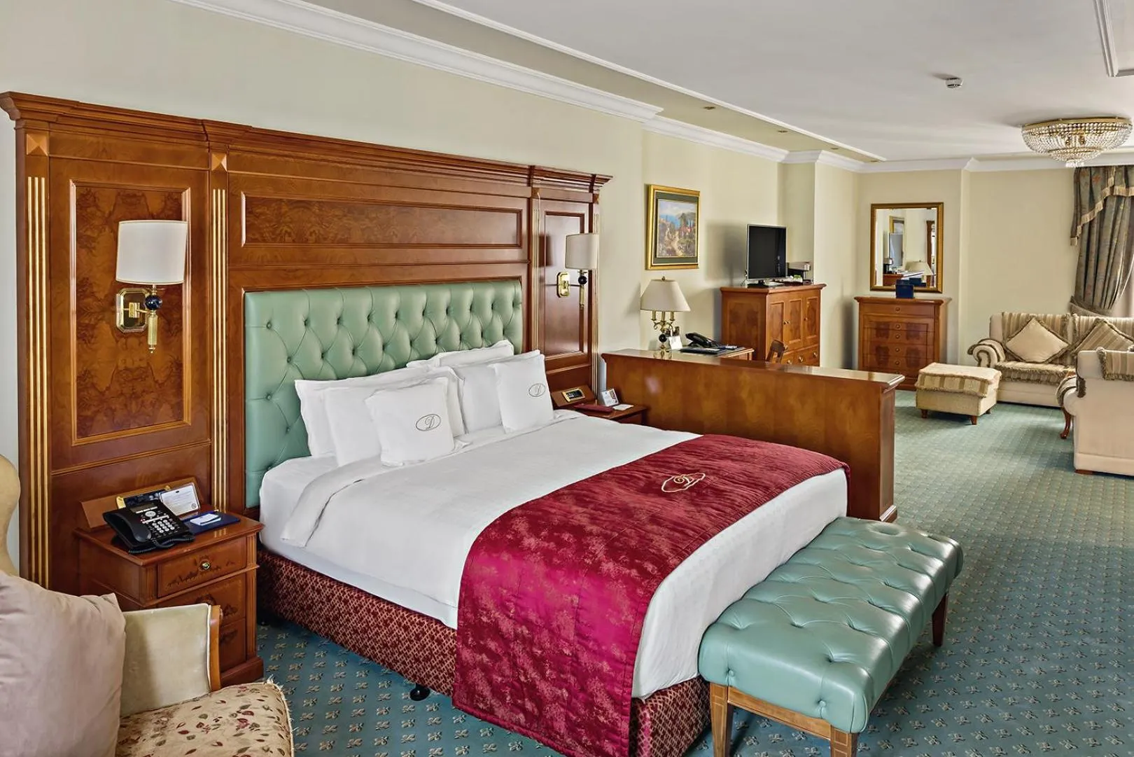 Bedroom, Bed in Swiss Diamond Hotel Prishtina