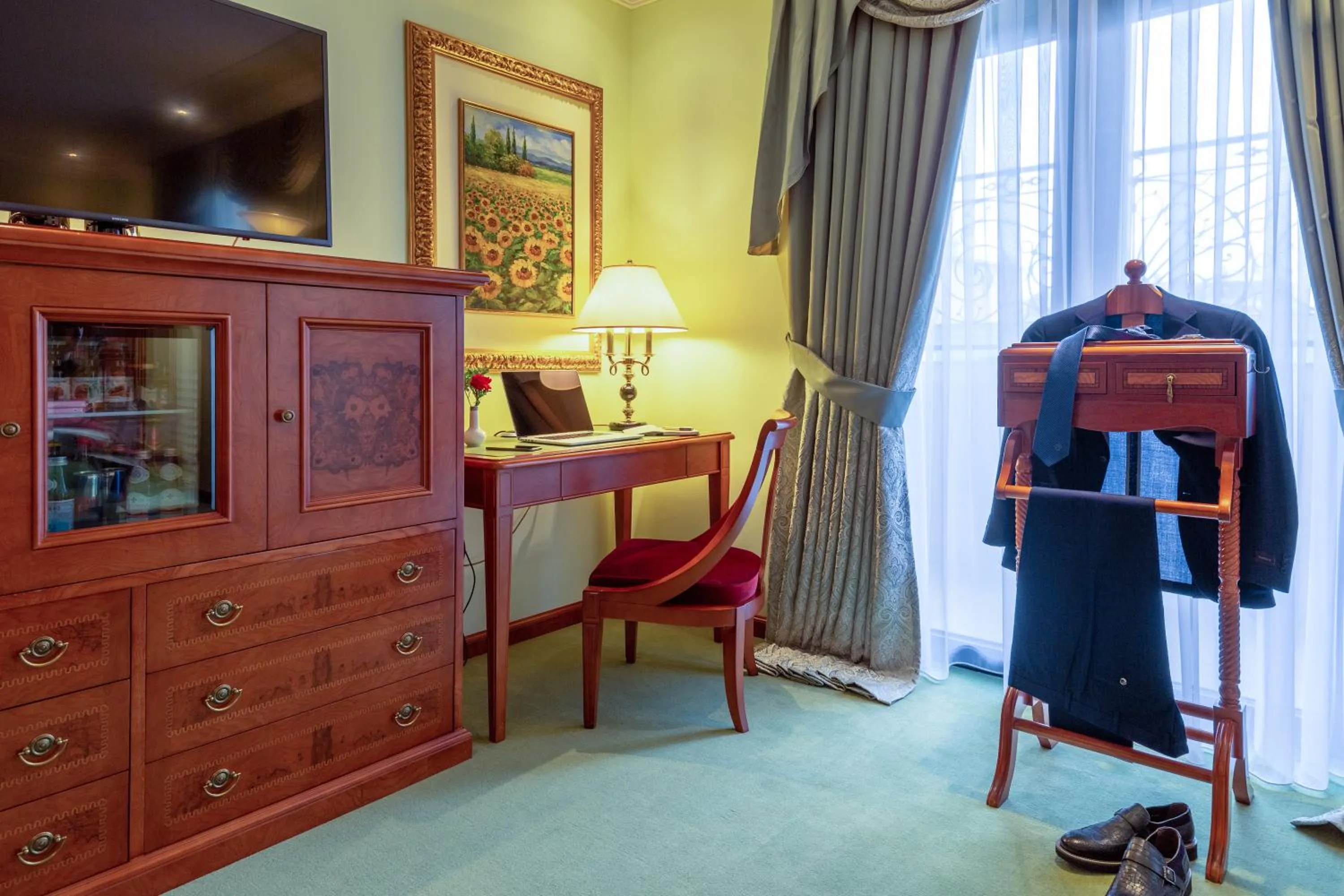 Seating area in Swiss Diamond Hotel Prishtina