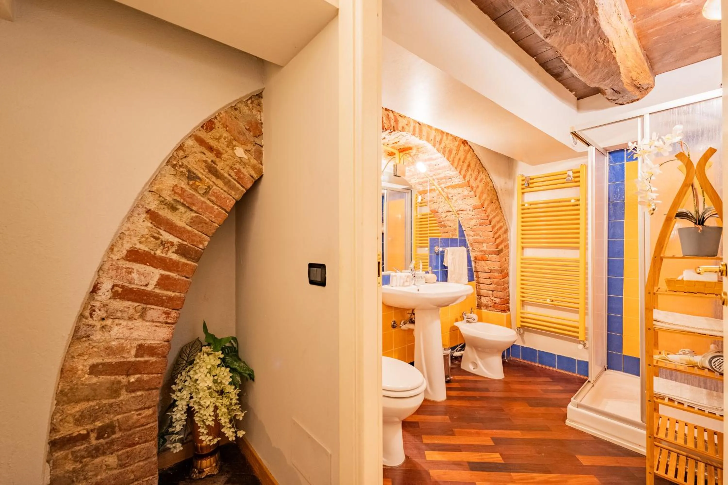 Toilet in Antico Palazzo