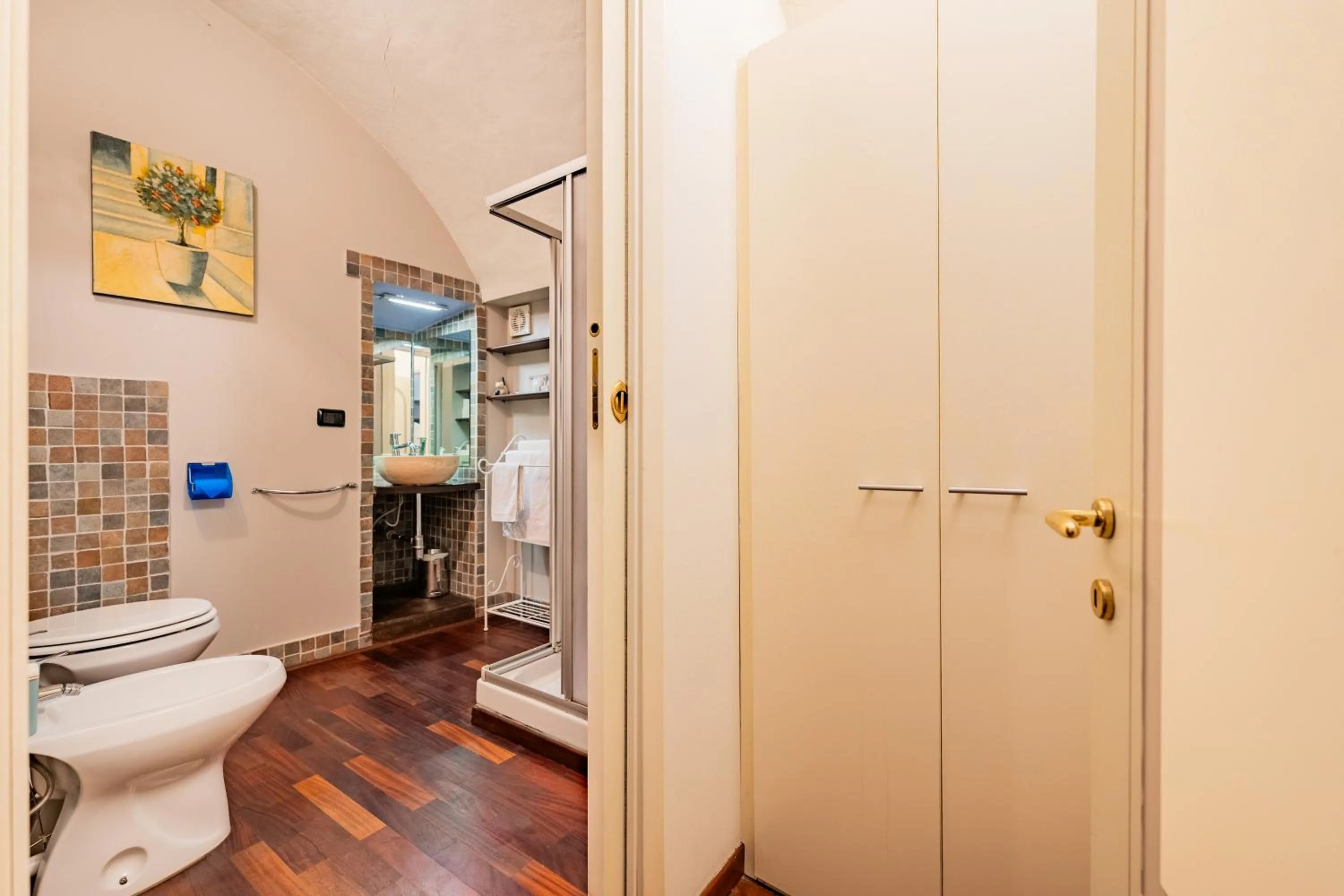 Shower in Antico Palazzo