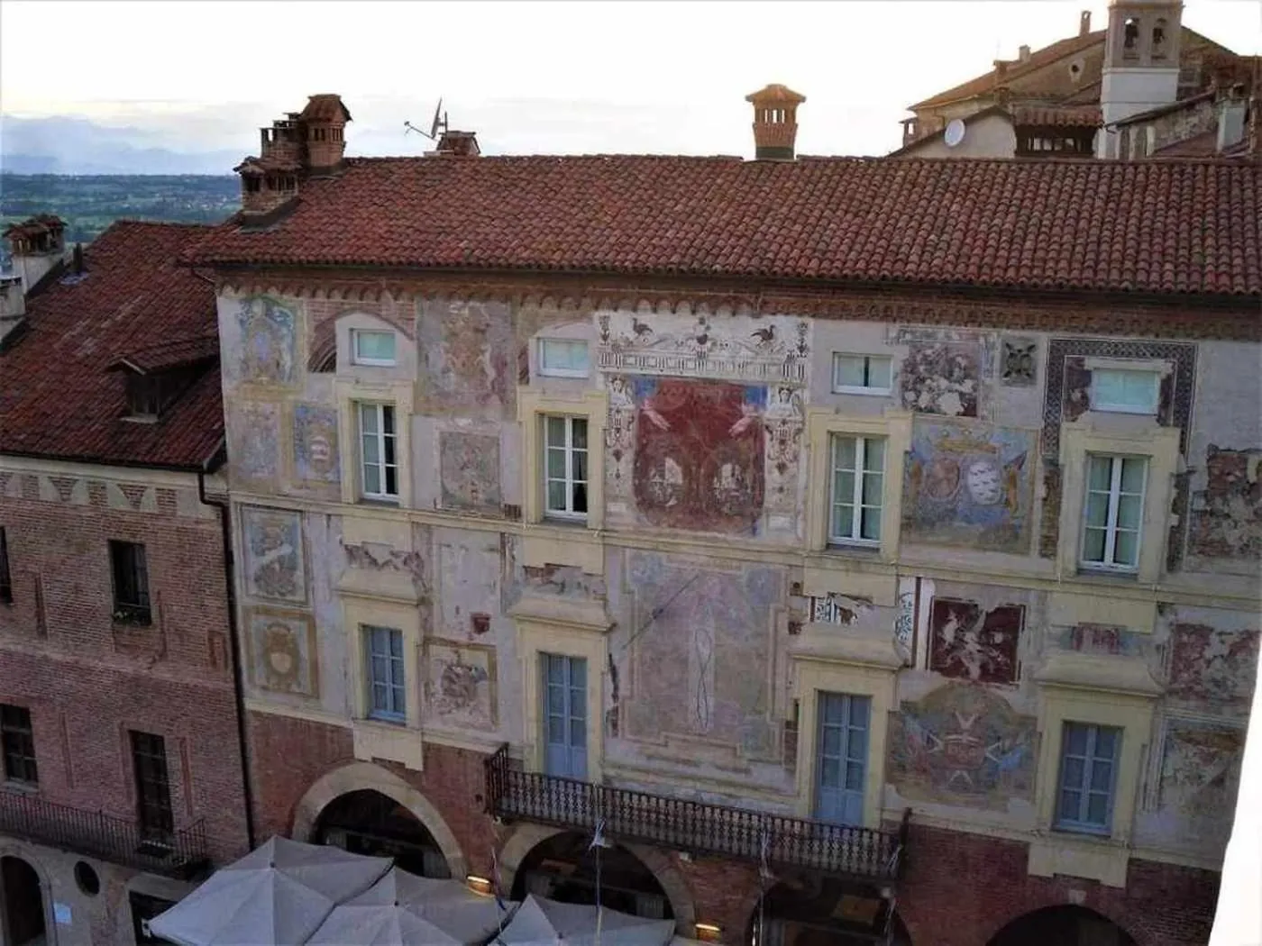 Neighbourhood in Antico Palazzo