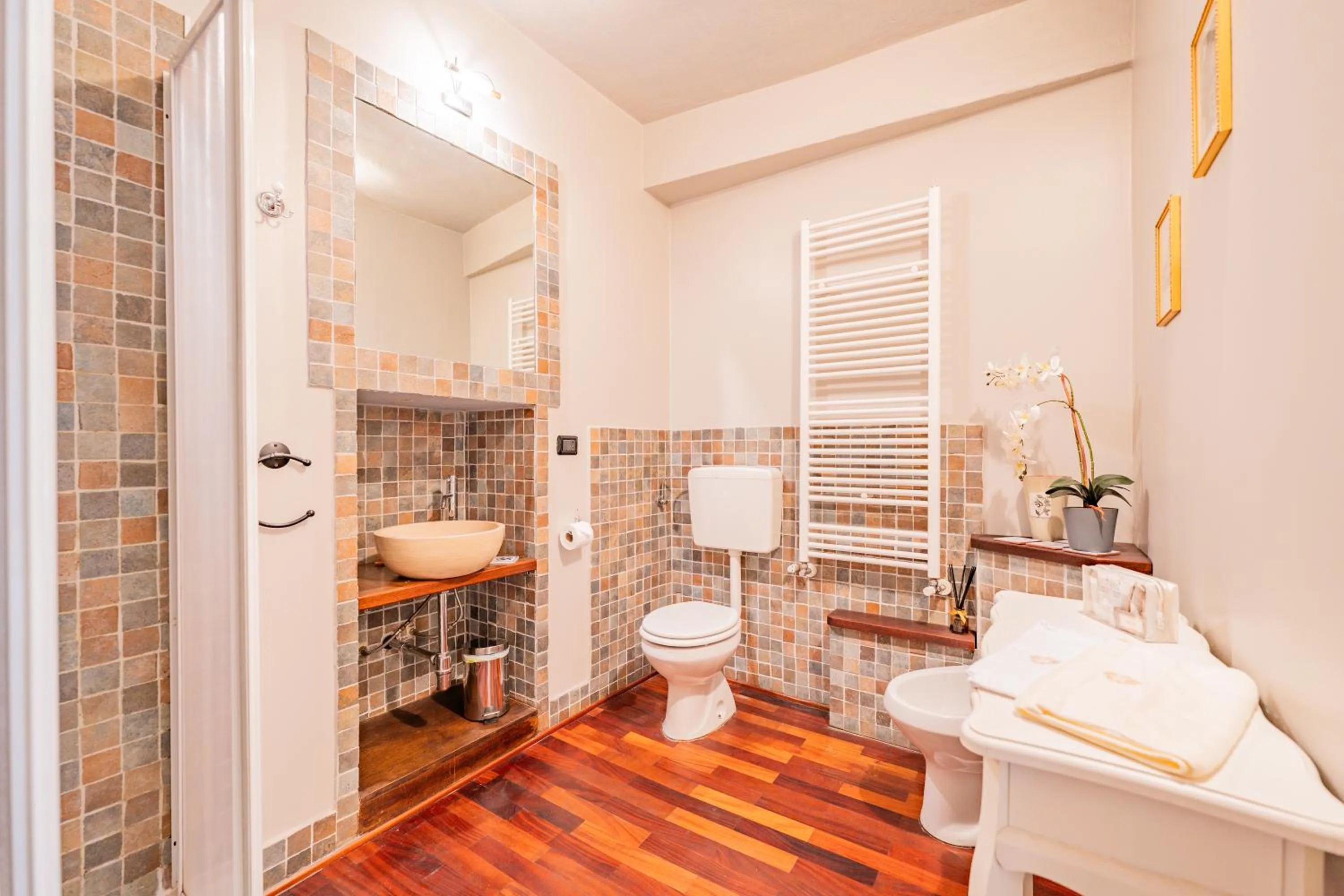 Shower in Antico Palazzo