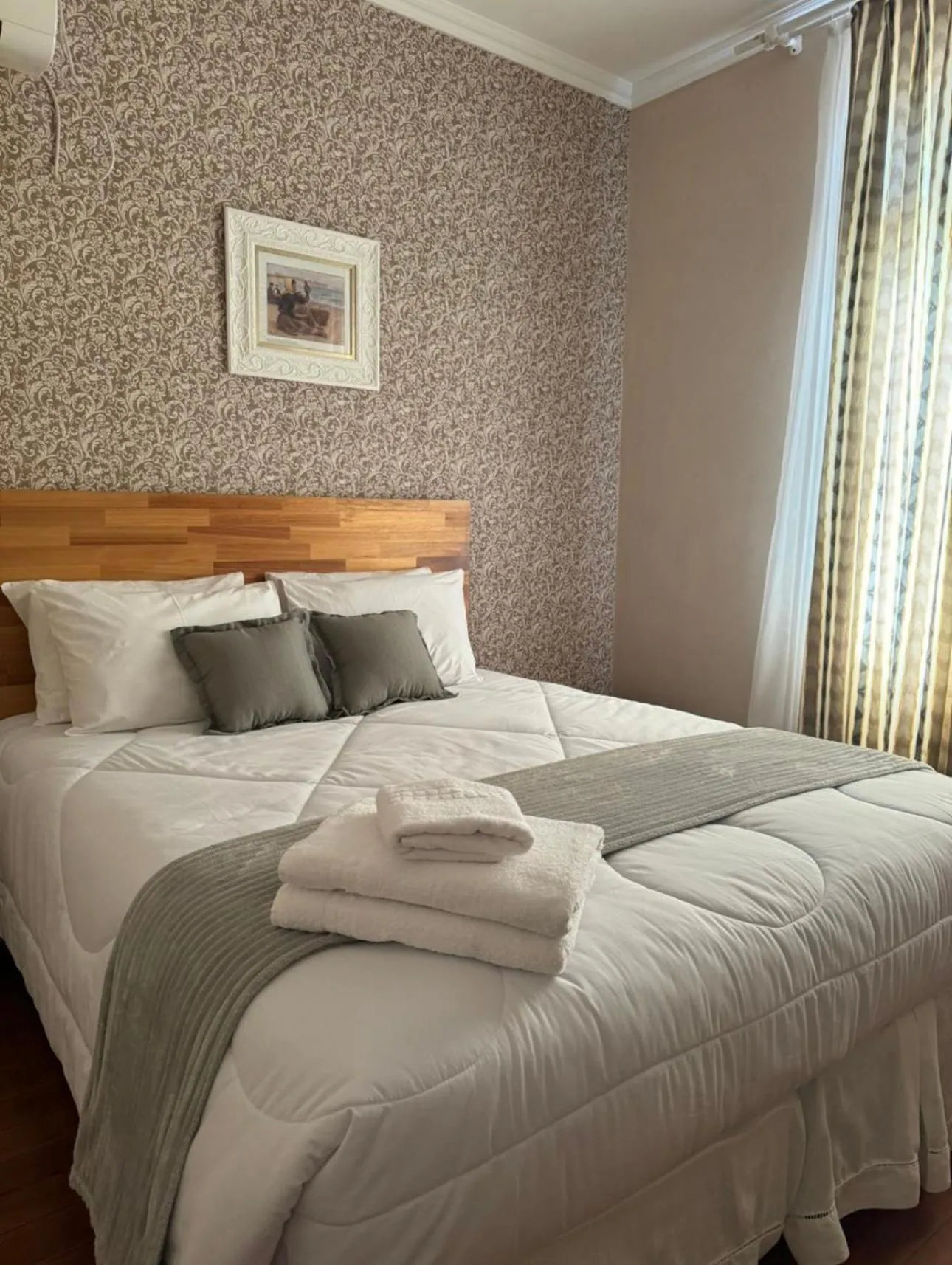 Bed in Pousada Crystal Palace