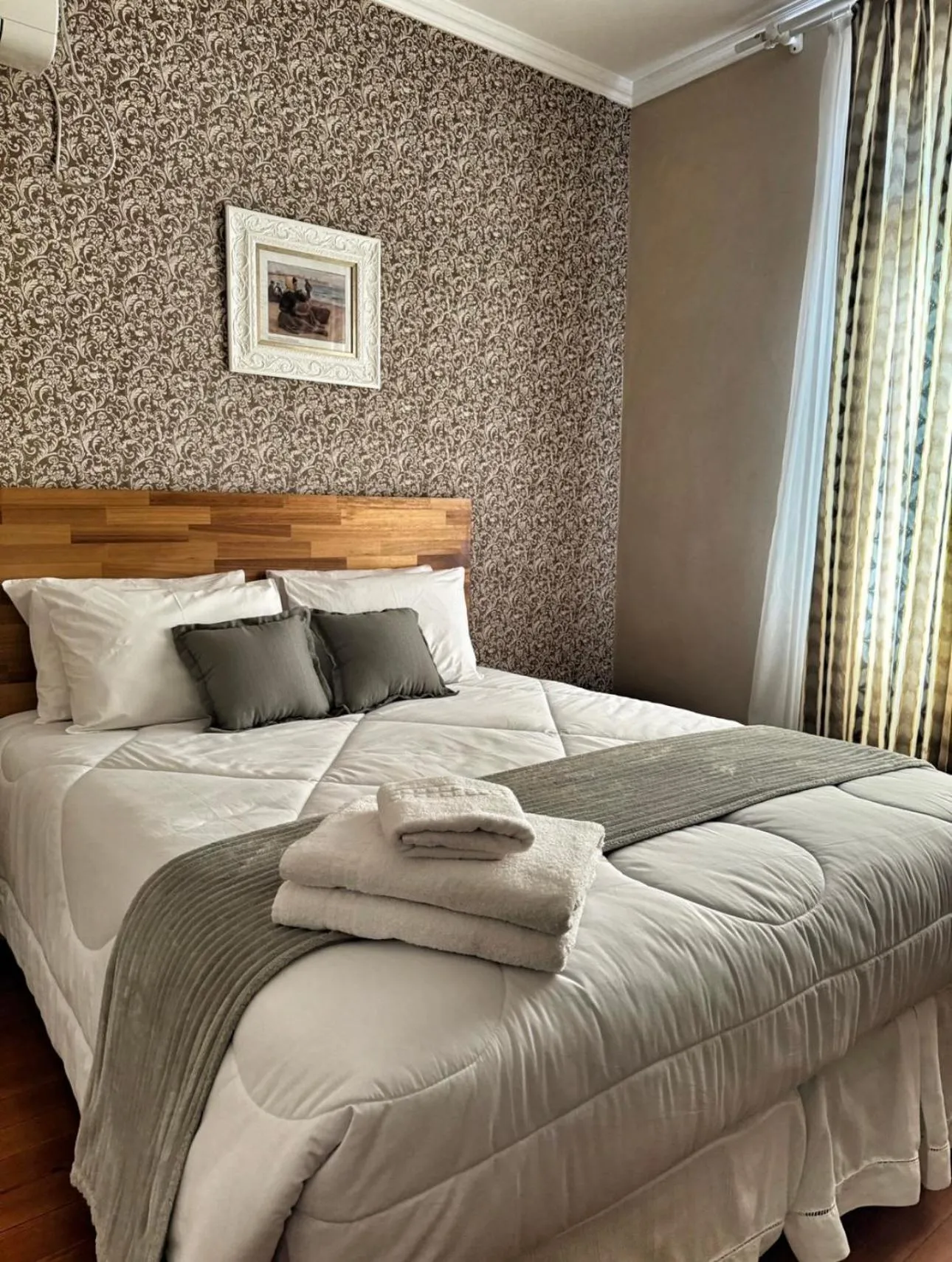 Bed in Pousada Crystal Palace