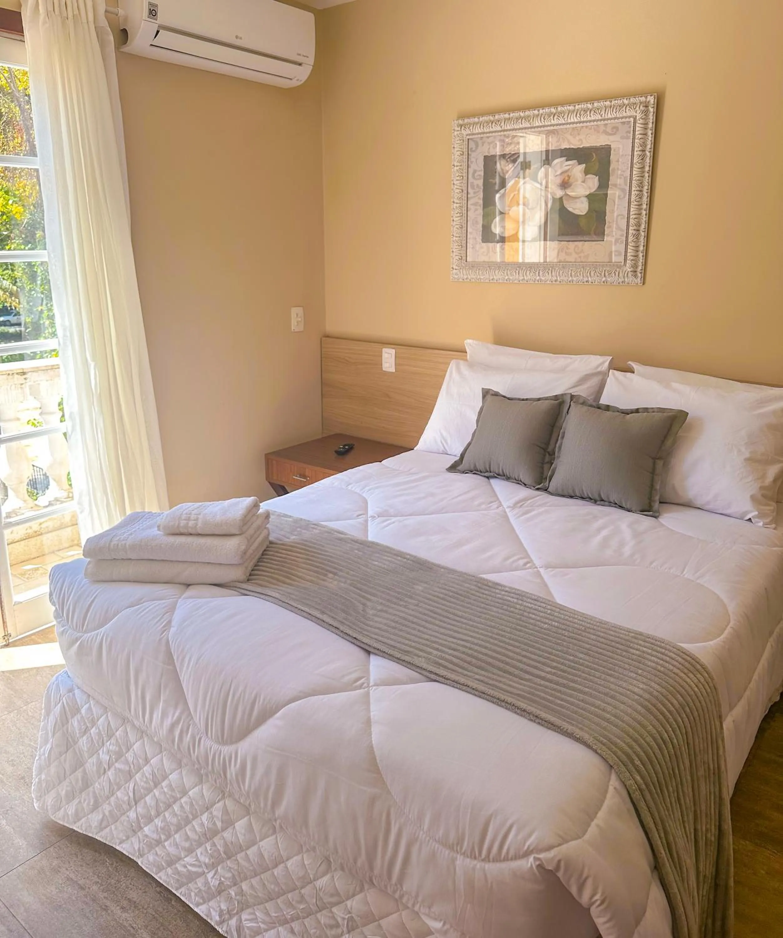 Bed in Pousada Crystal Palace