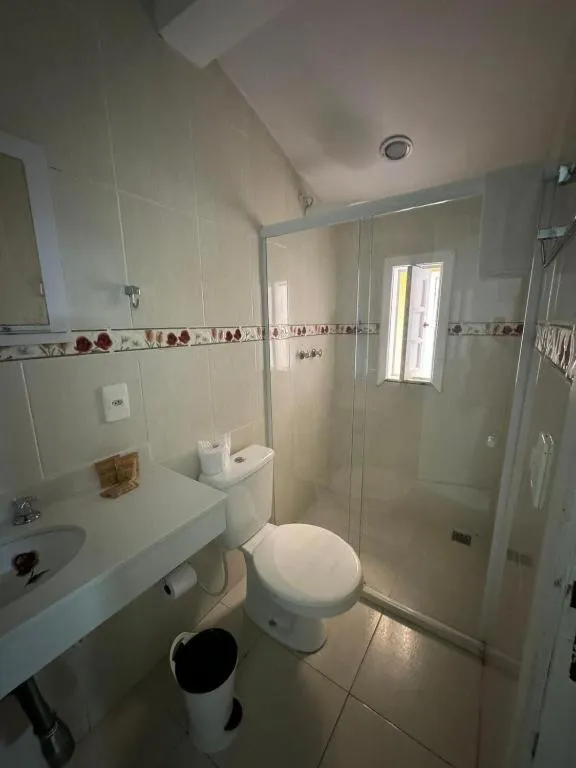 Shower in Pousada Crystal Palace