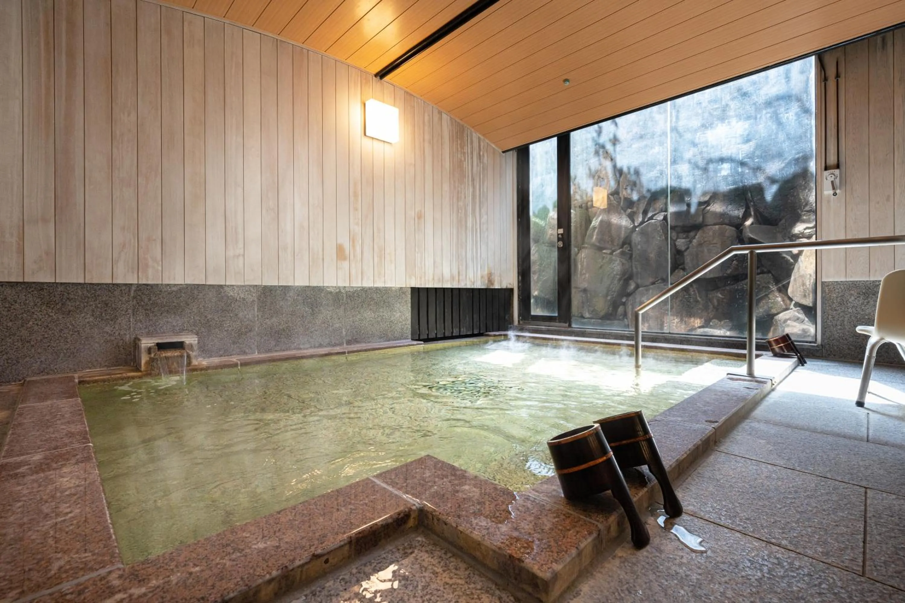 Public Bath in Kinsuikan