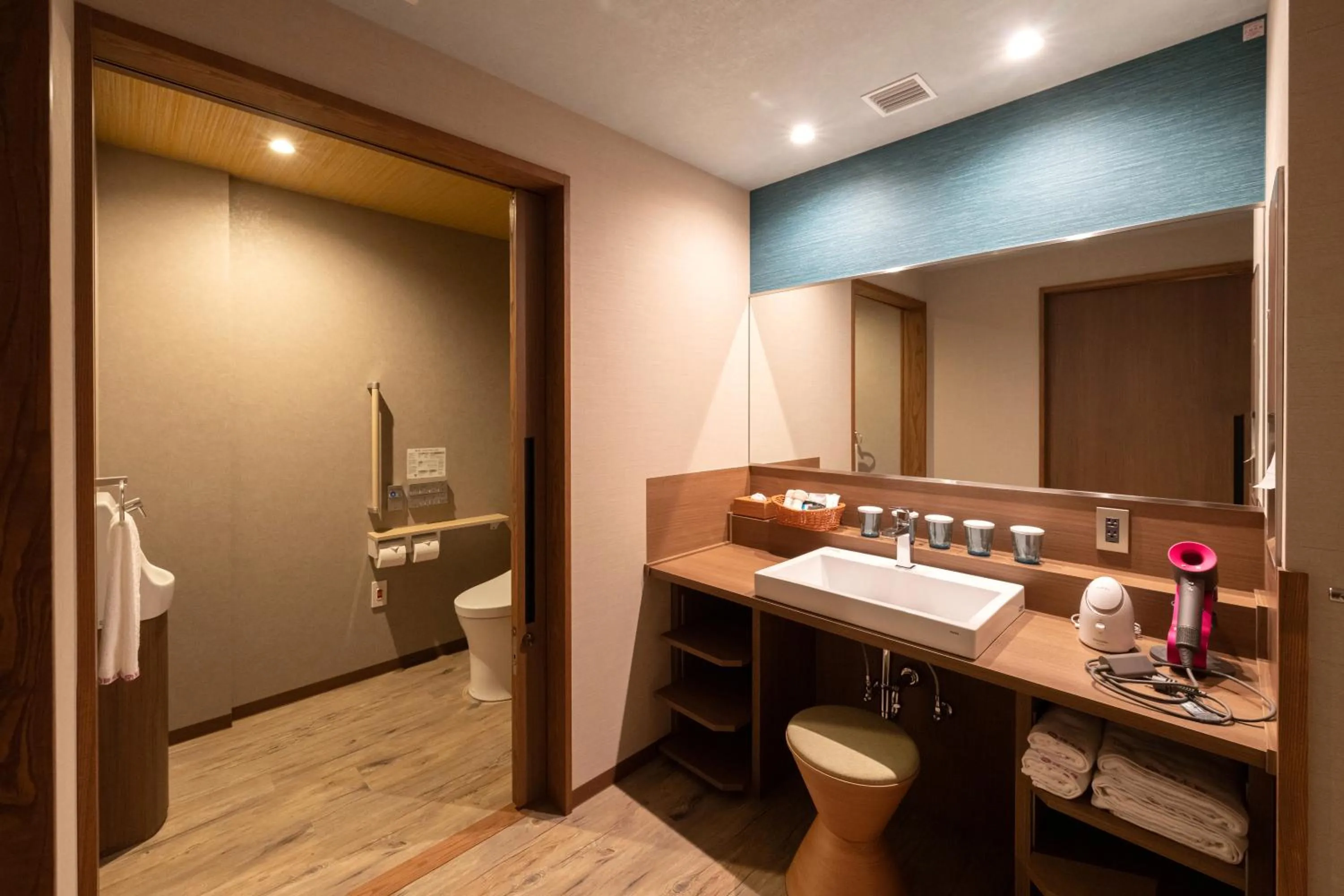 Photo of the whole room in Kinsuikan