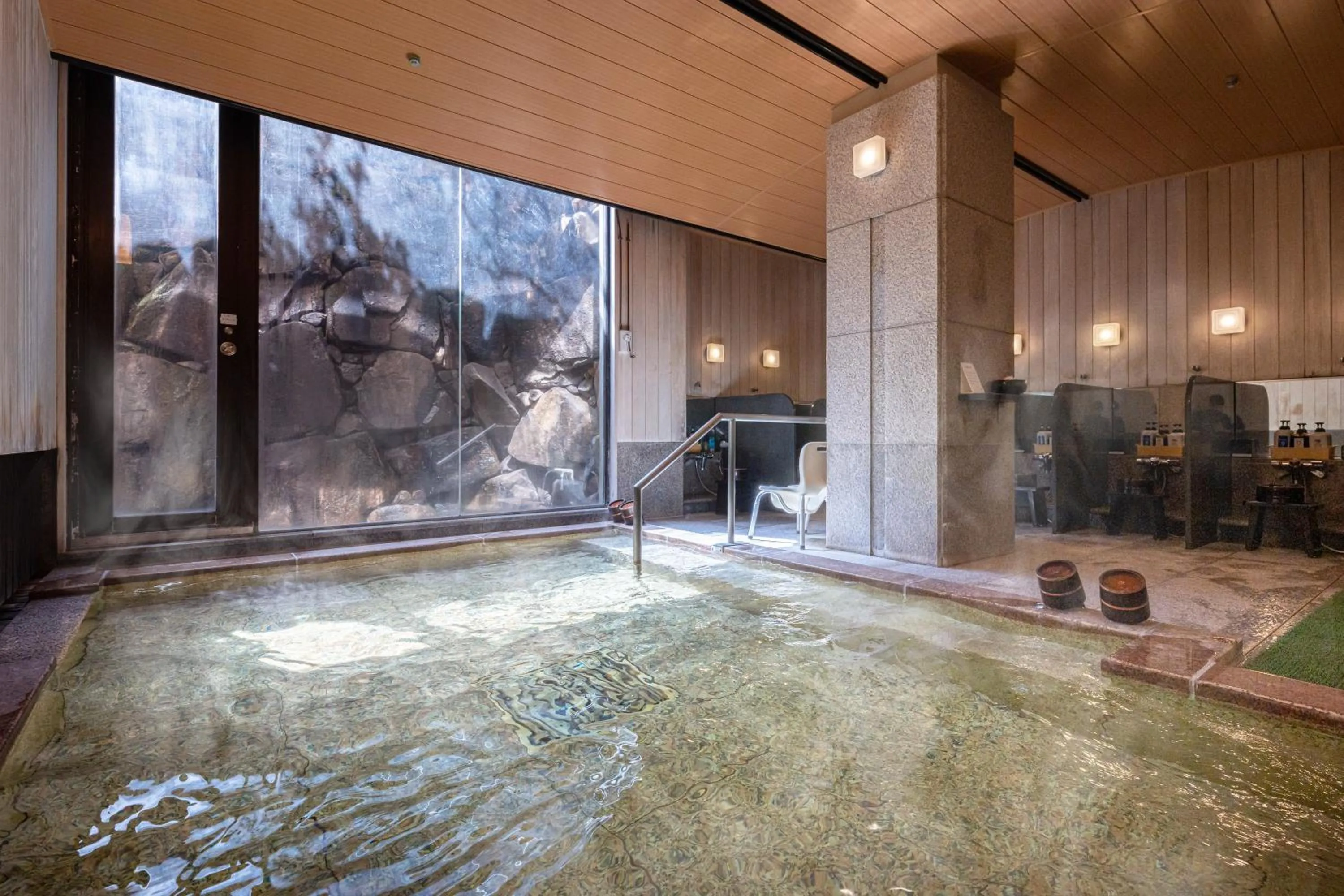 Public Bath in Kinsuikan