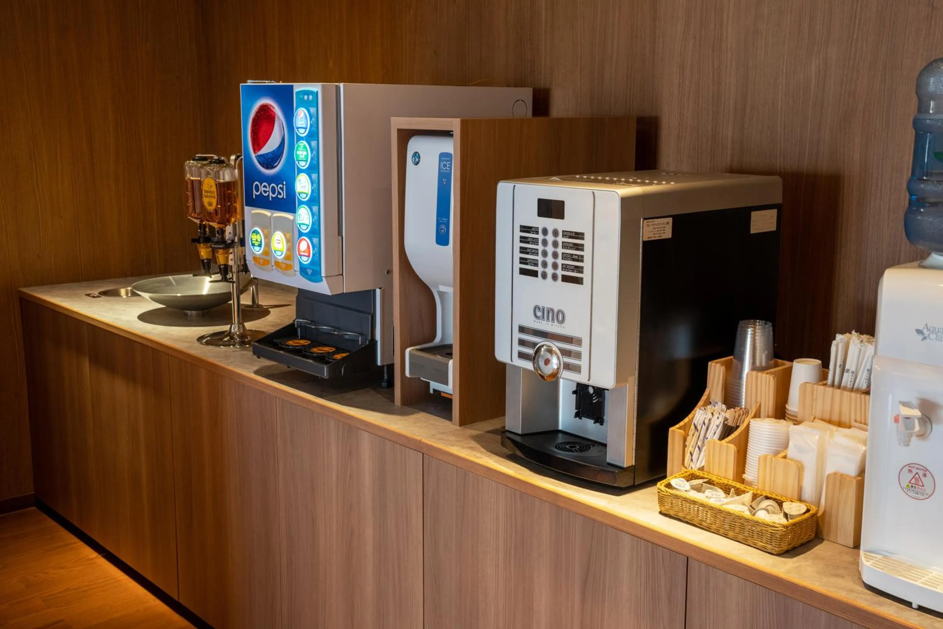 Communal lounge/ TV room in Kinsuikan