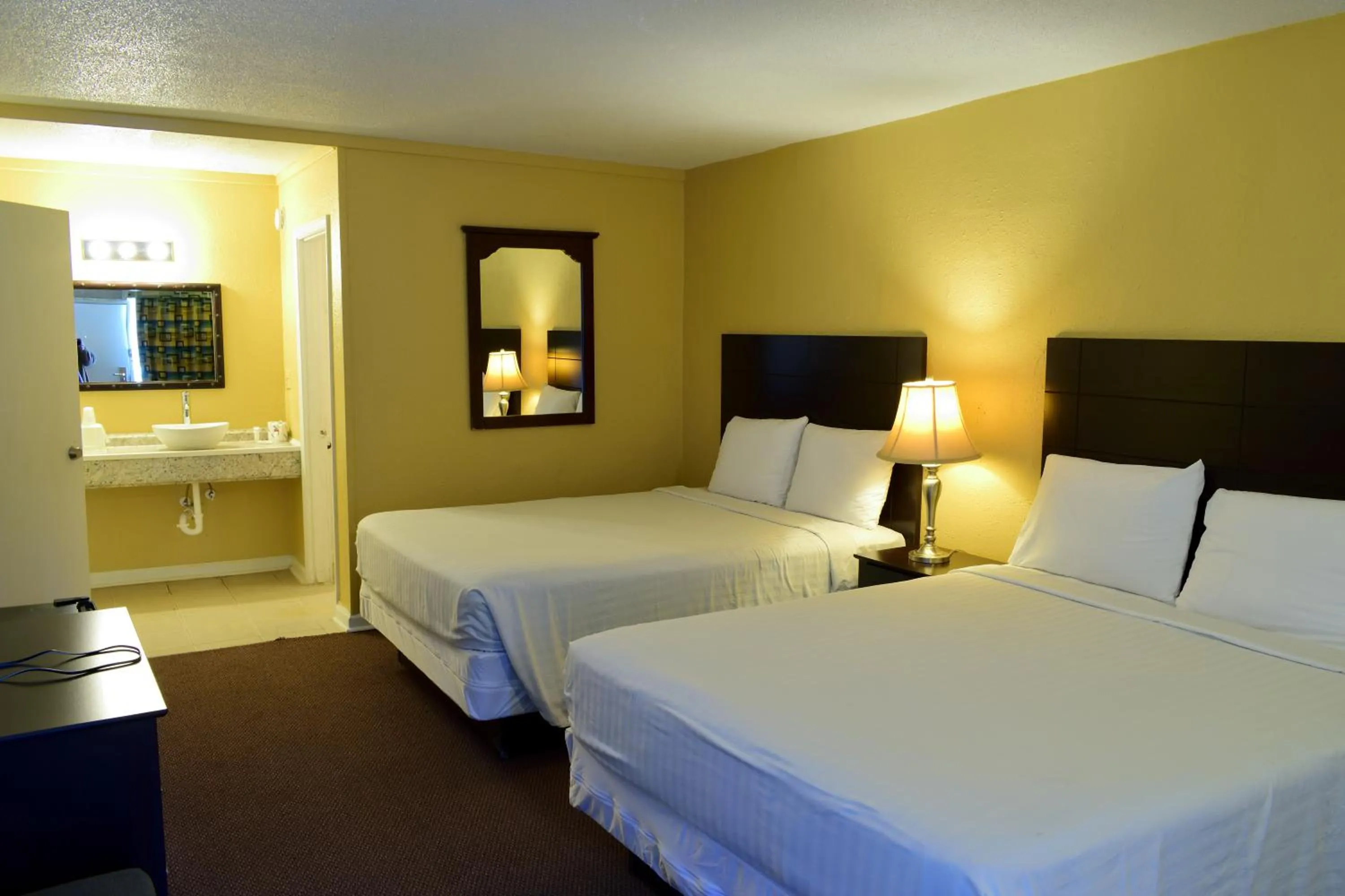 Red Carpet Inn Battleboro