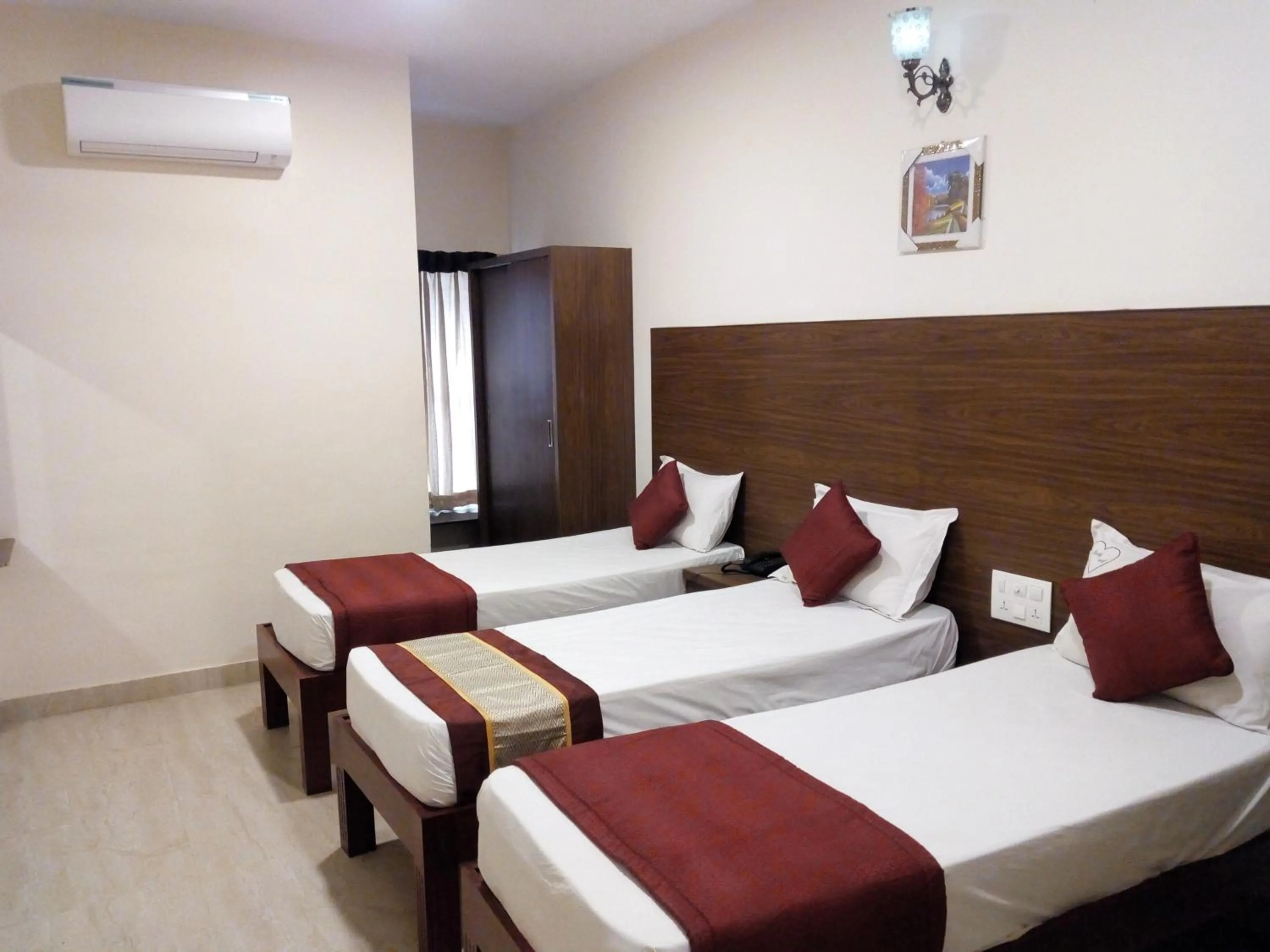 Hotel Lovely Nest