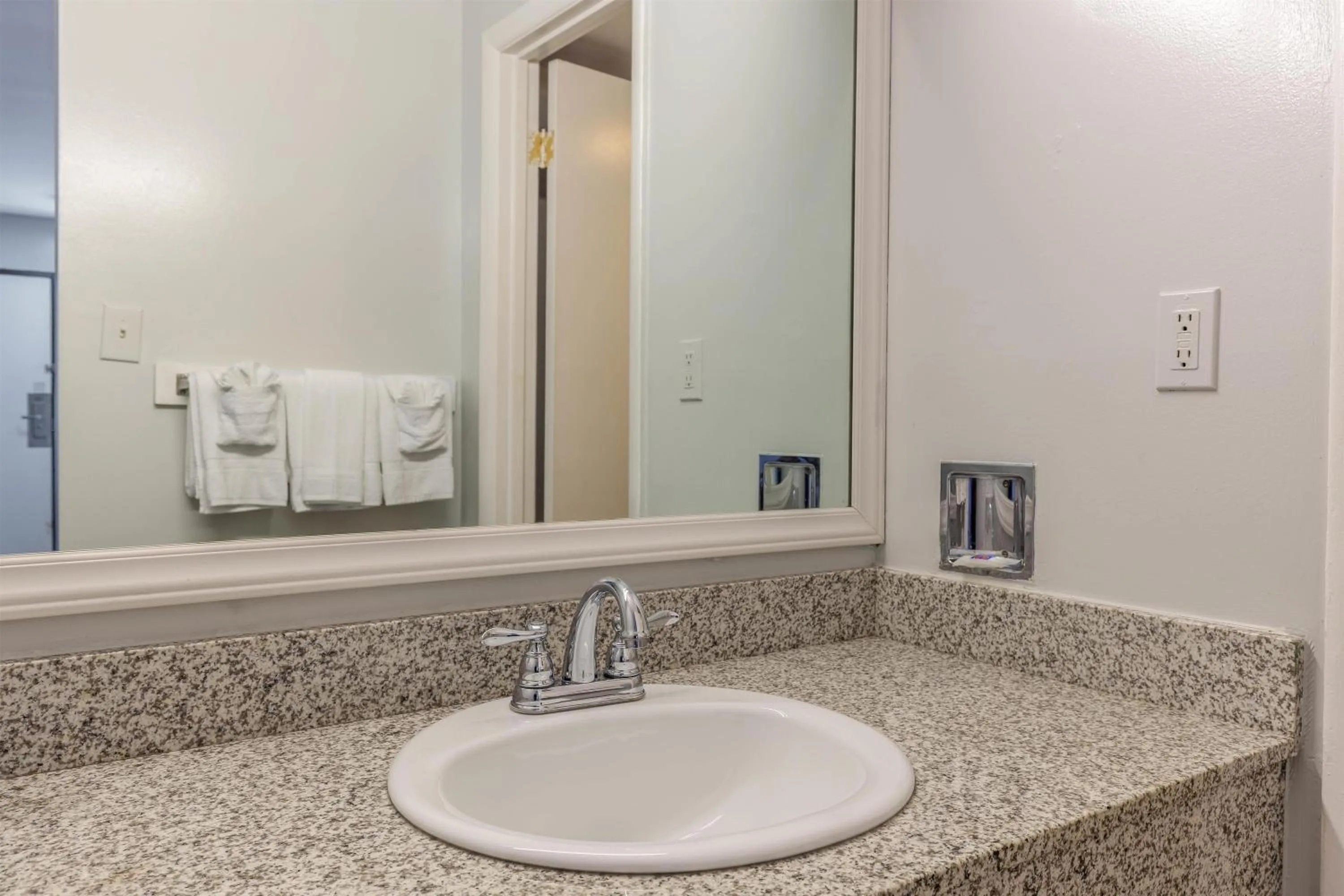 Bathroom in Motel 6 Culpeper, VA