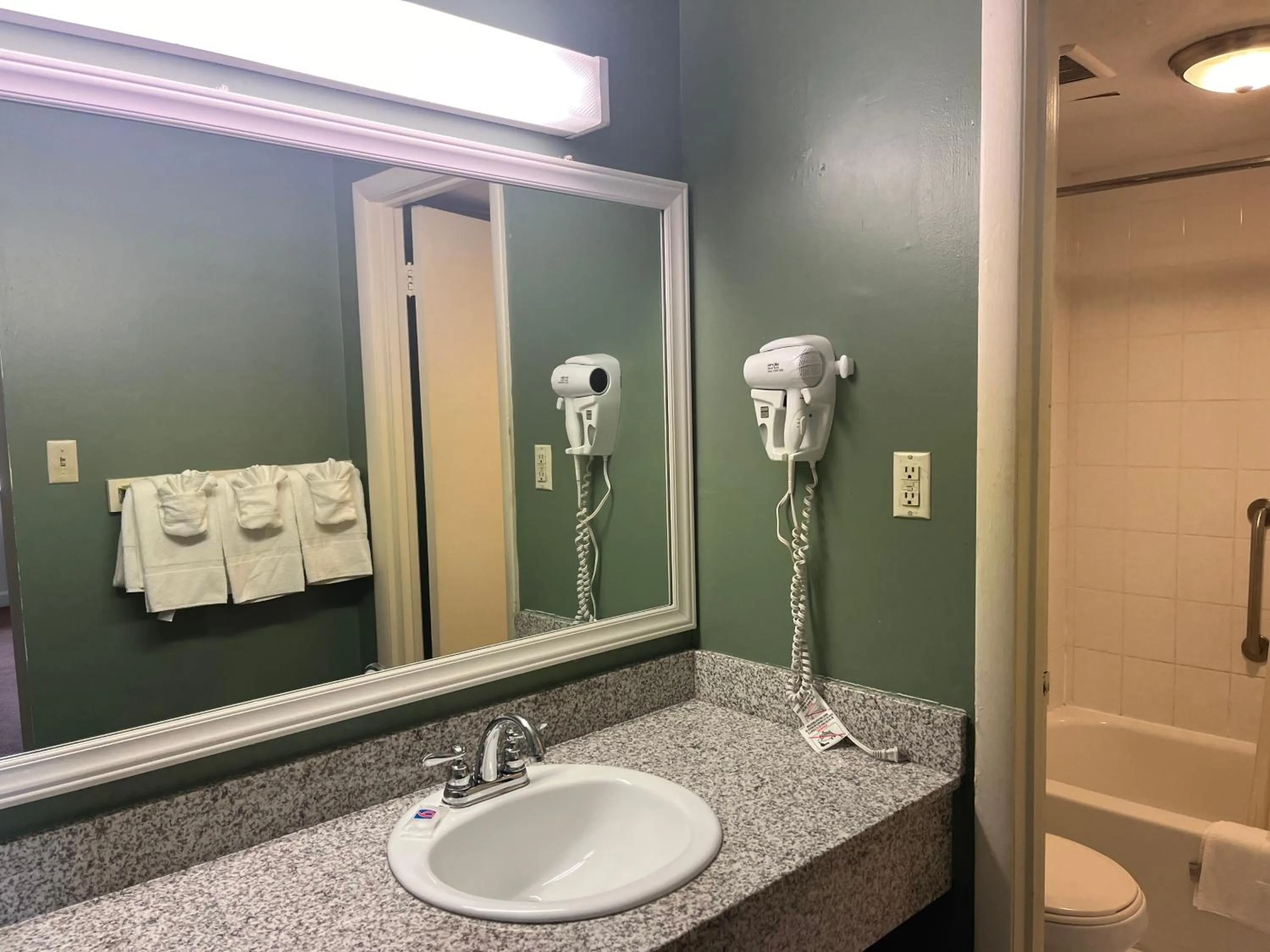 Motel 6 Culpeper, VA