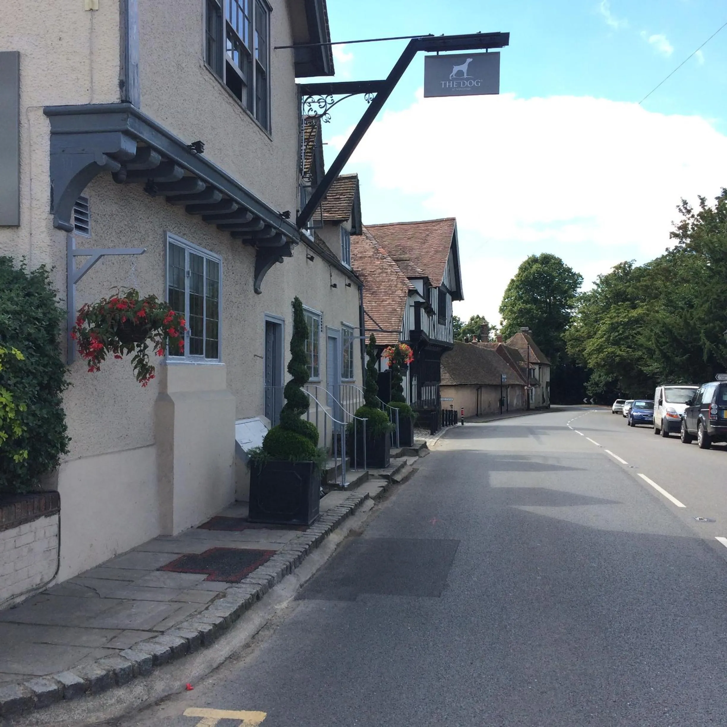 Facade/entrance in The Dog At Wingham
