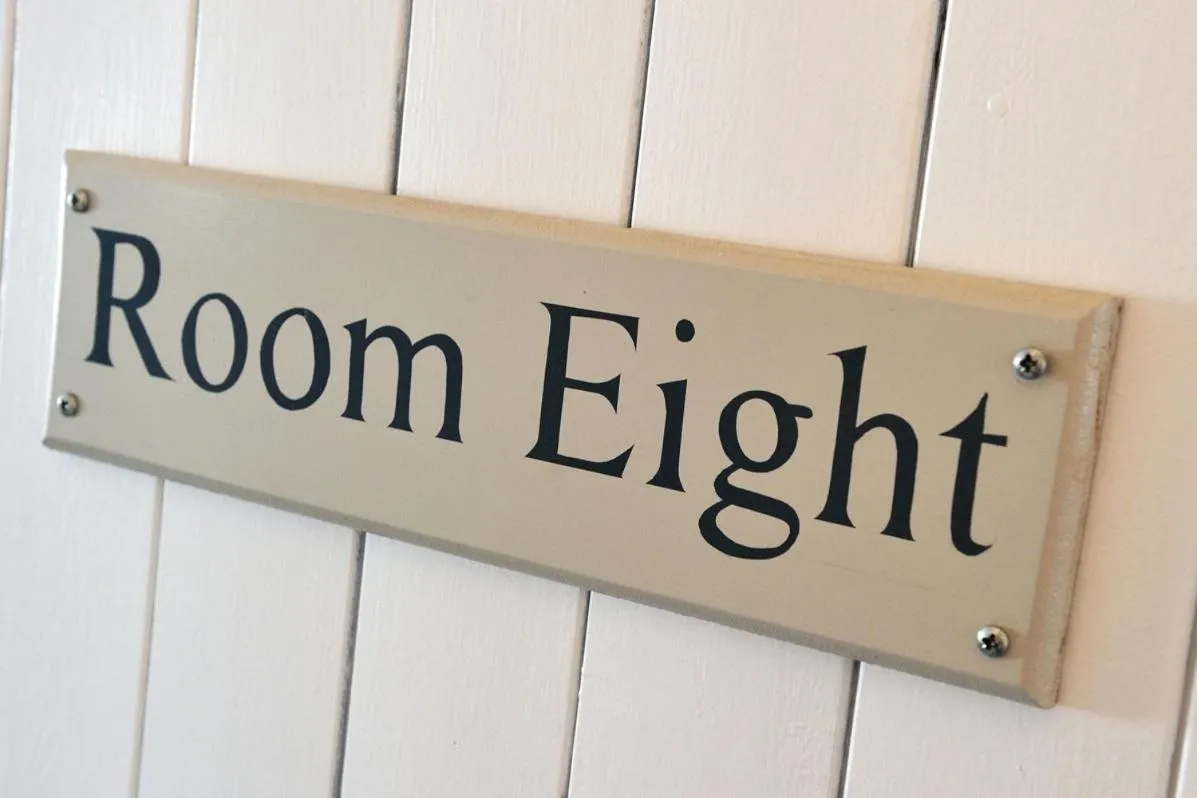 Decorative detail in The Dog At Wingham