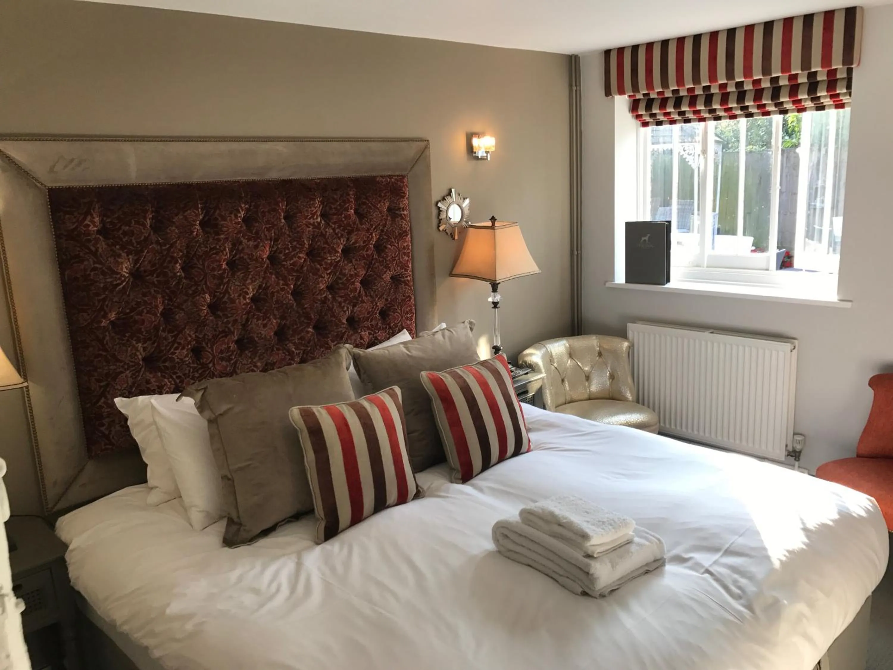 Bed in The Dog At Wingham