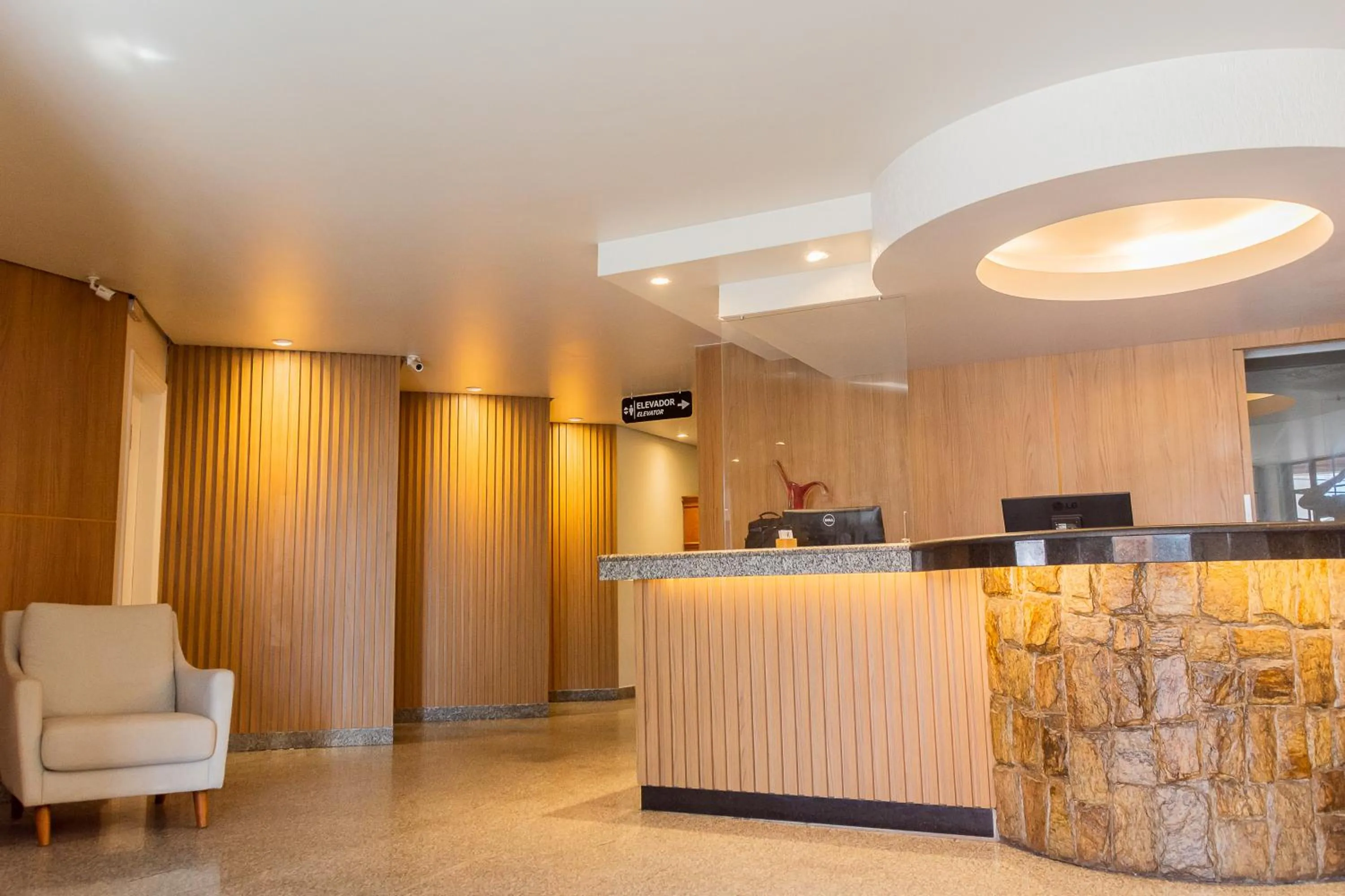 Lobby or reception in Fenix Hotel Pouso Alegre