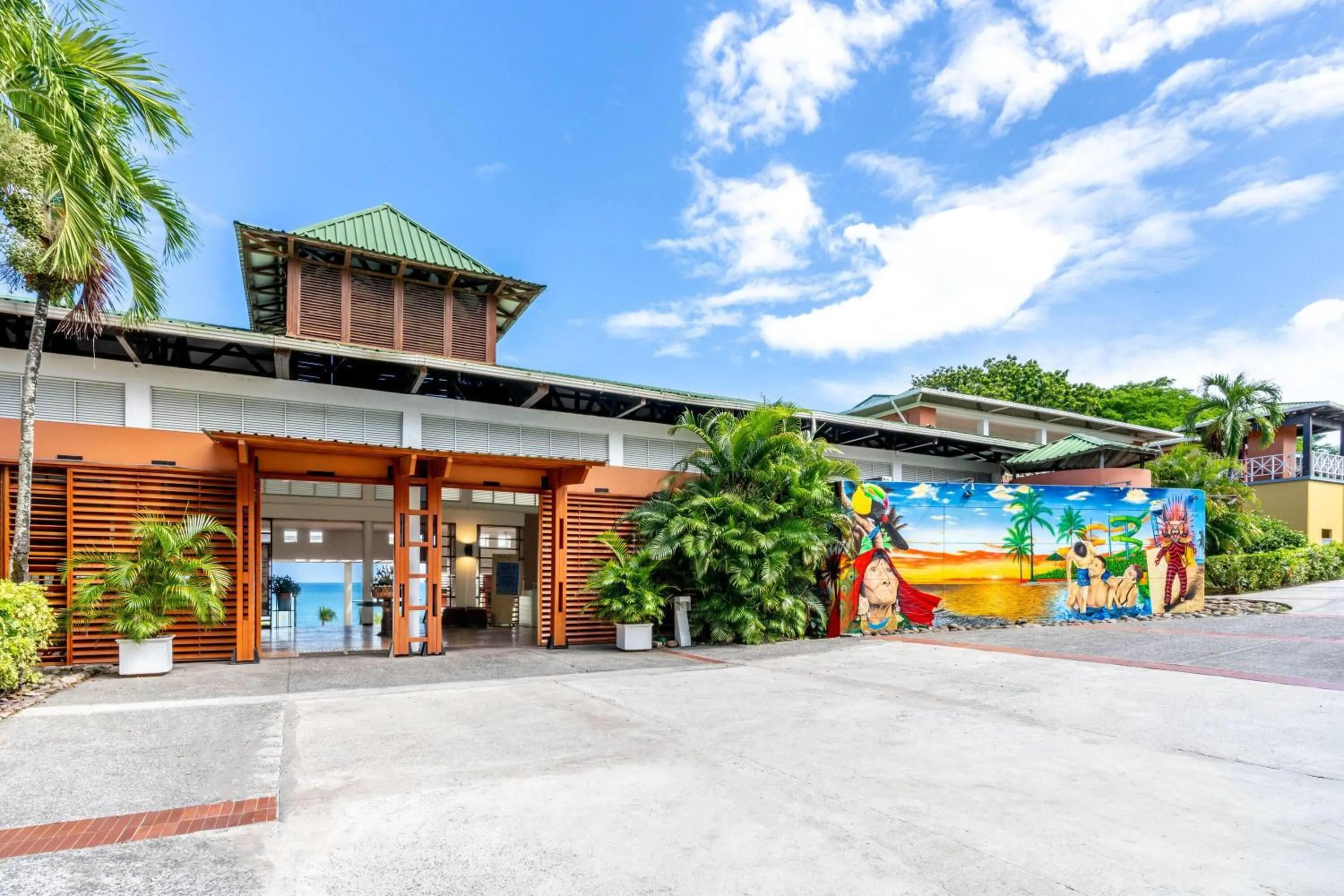 Property building in Grand Decameron Panama, A Trademark All Inclusive Resort