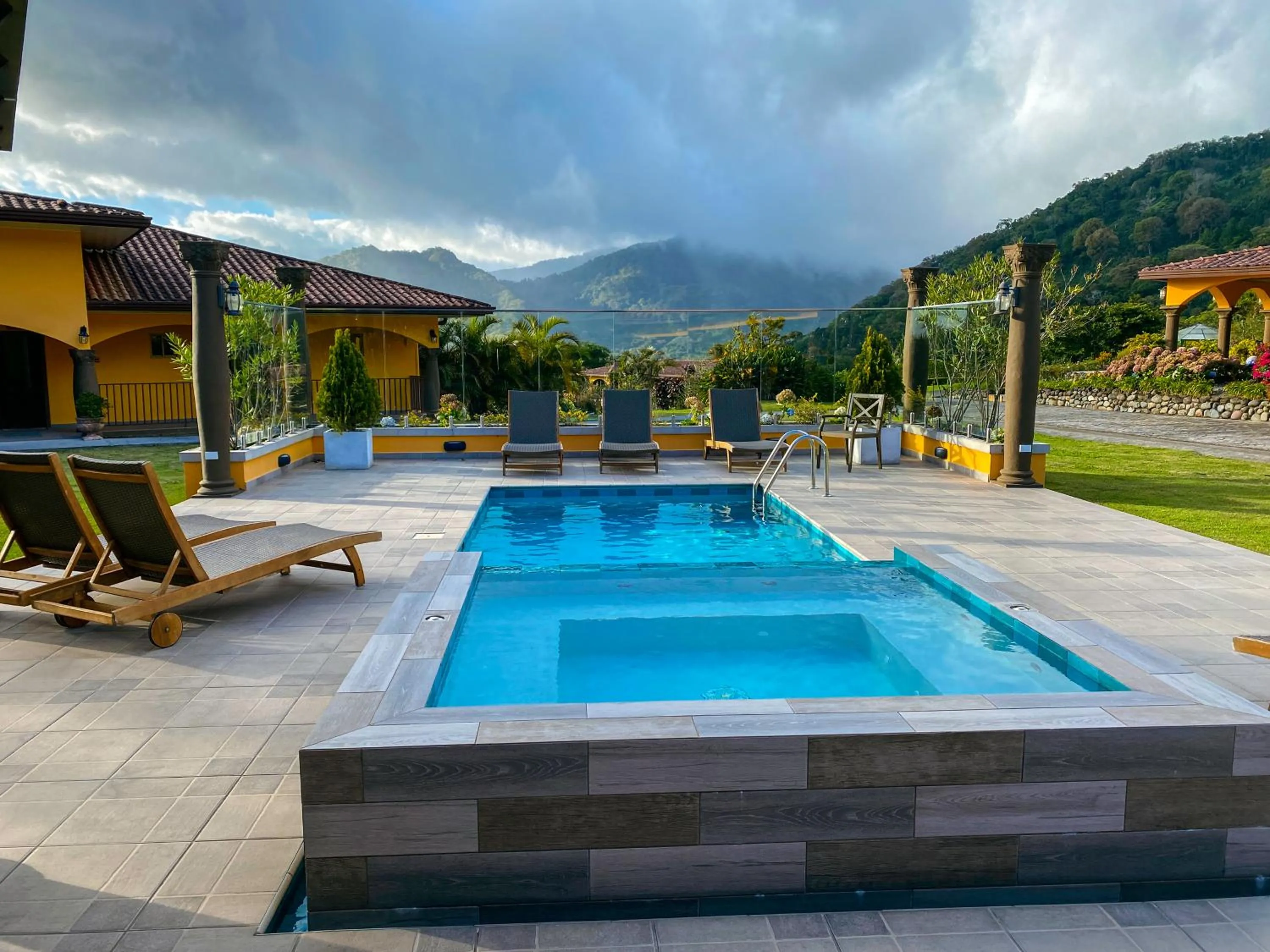 Swimming pool in Los Establos Boutique Resort - All Inclusive