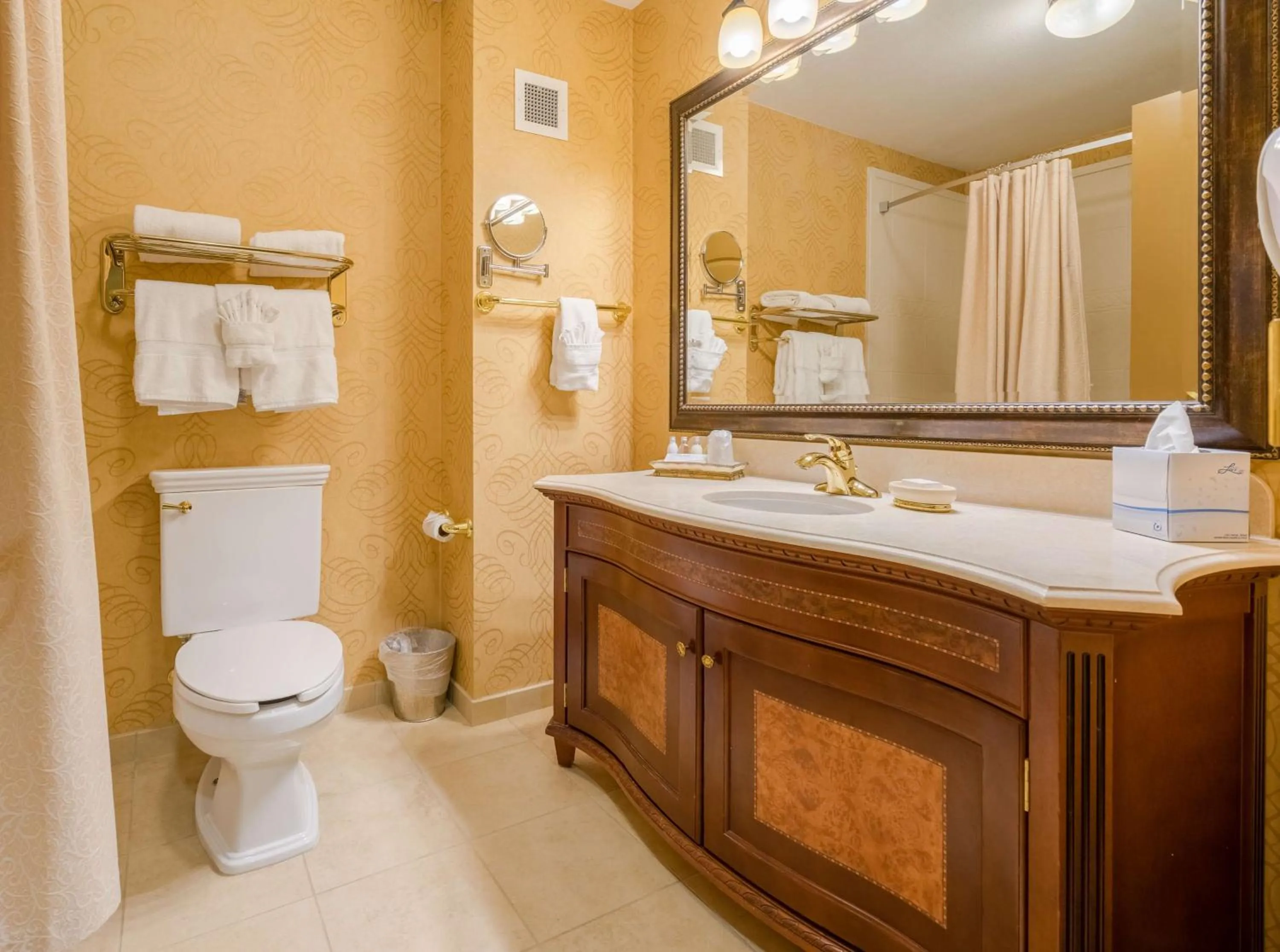 Bathroom in The Wildwood Hotel