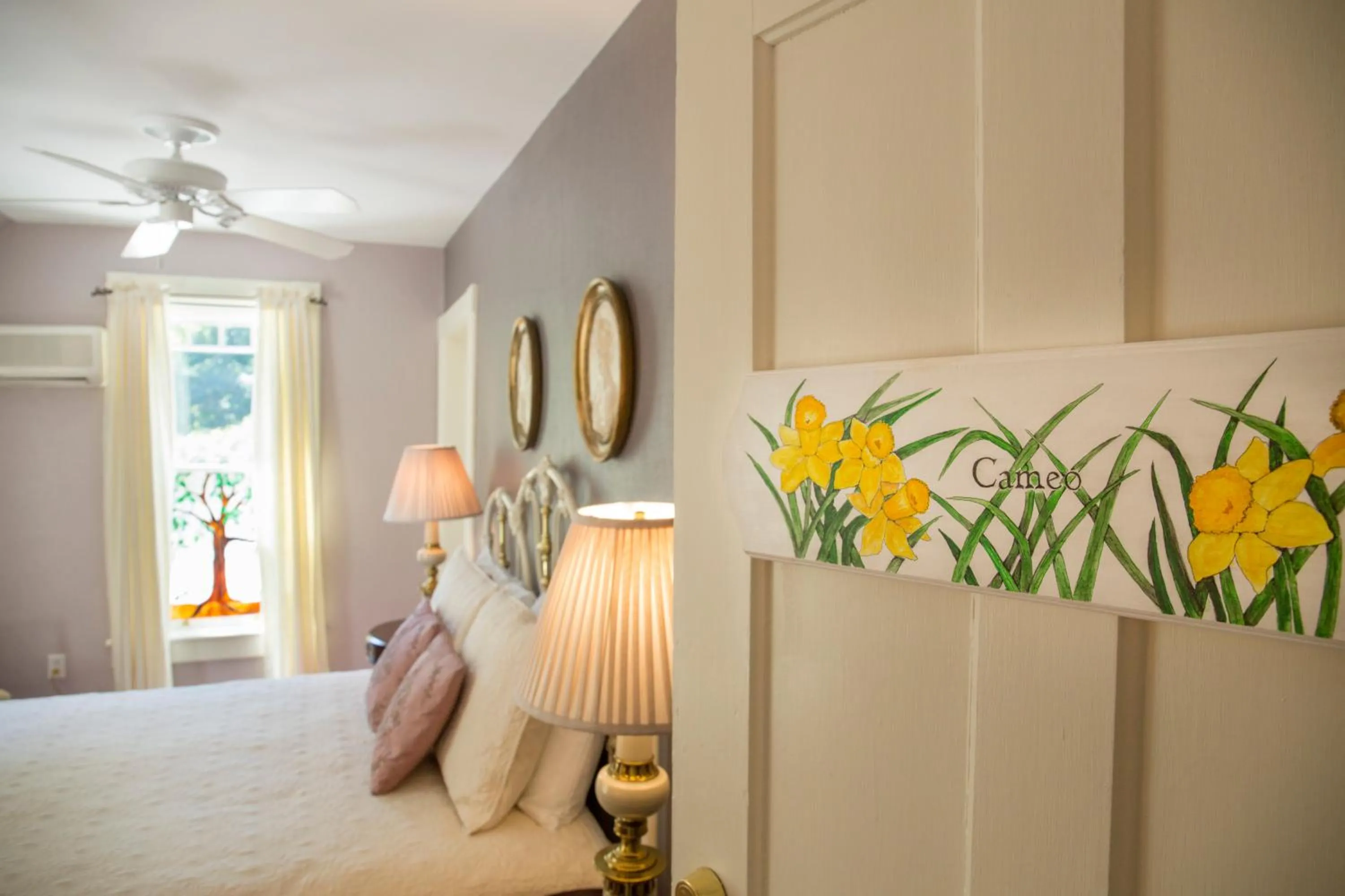 Bedroom, Bed in Brook Farm Inn