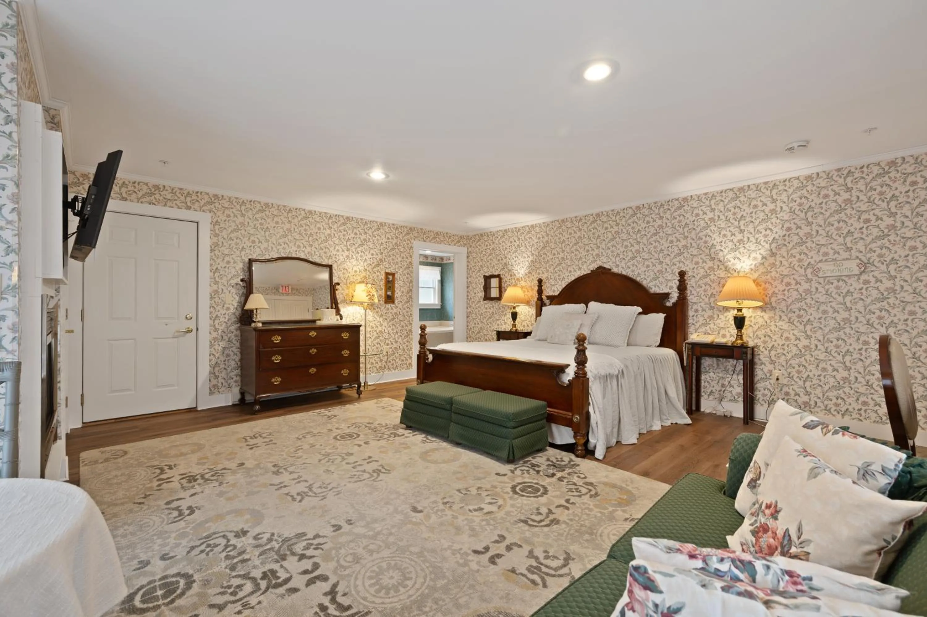 Bed in Brook Farm Inn