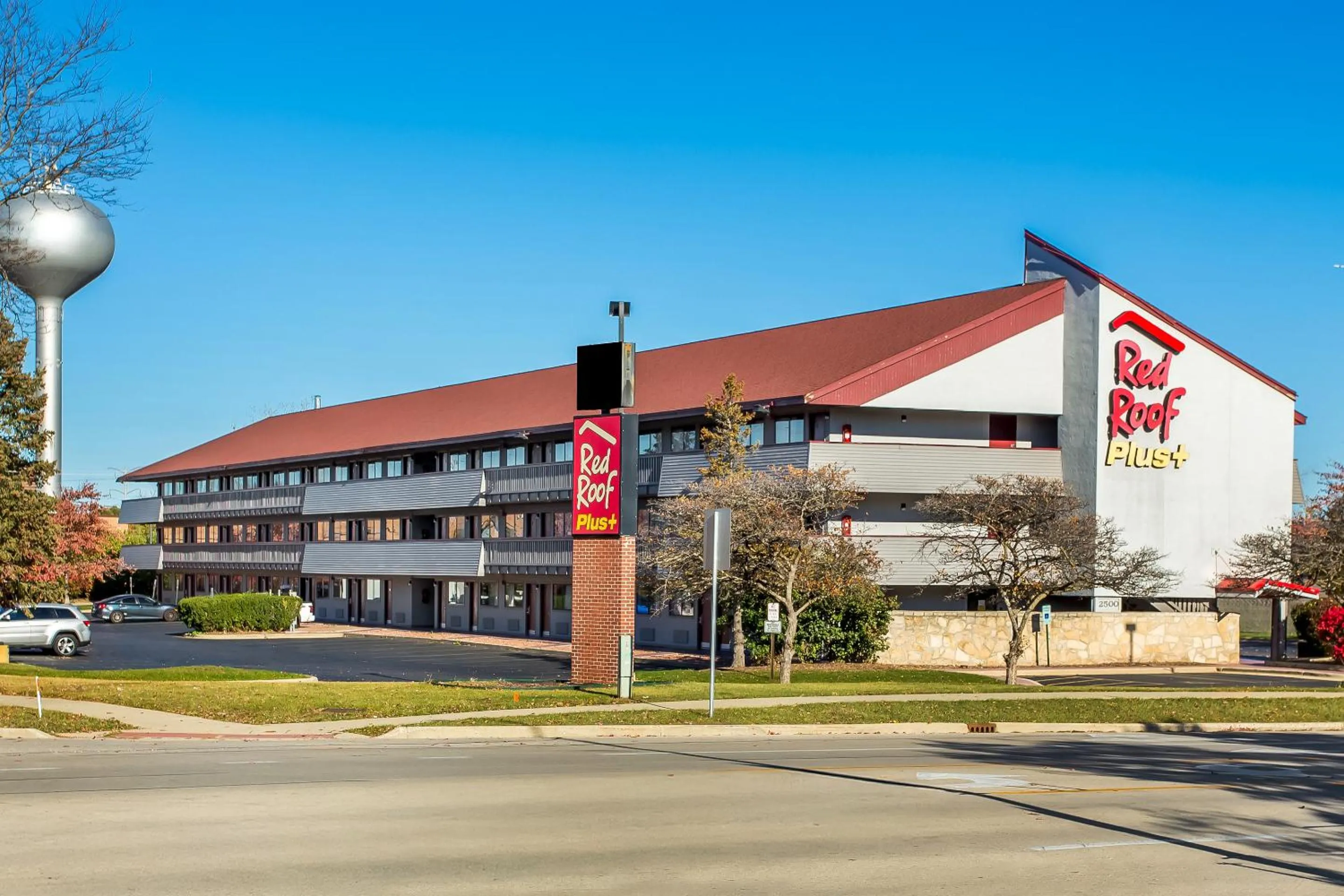 View (from property/room) in Red Roof PLUS Chicago - Hoffman Estates
