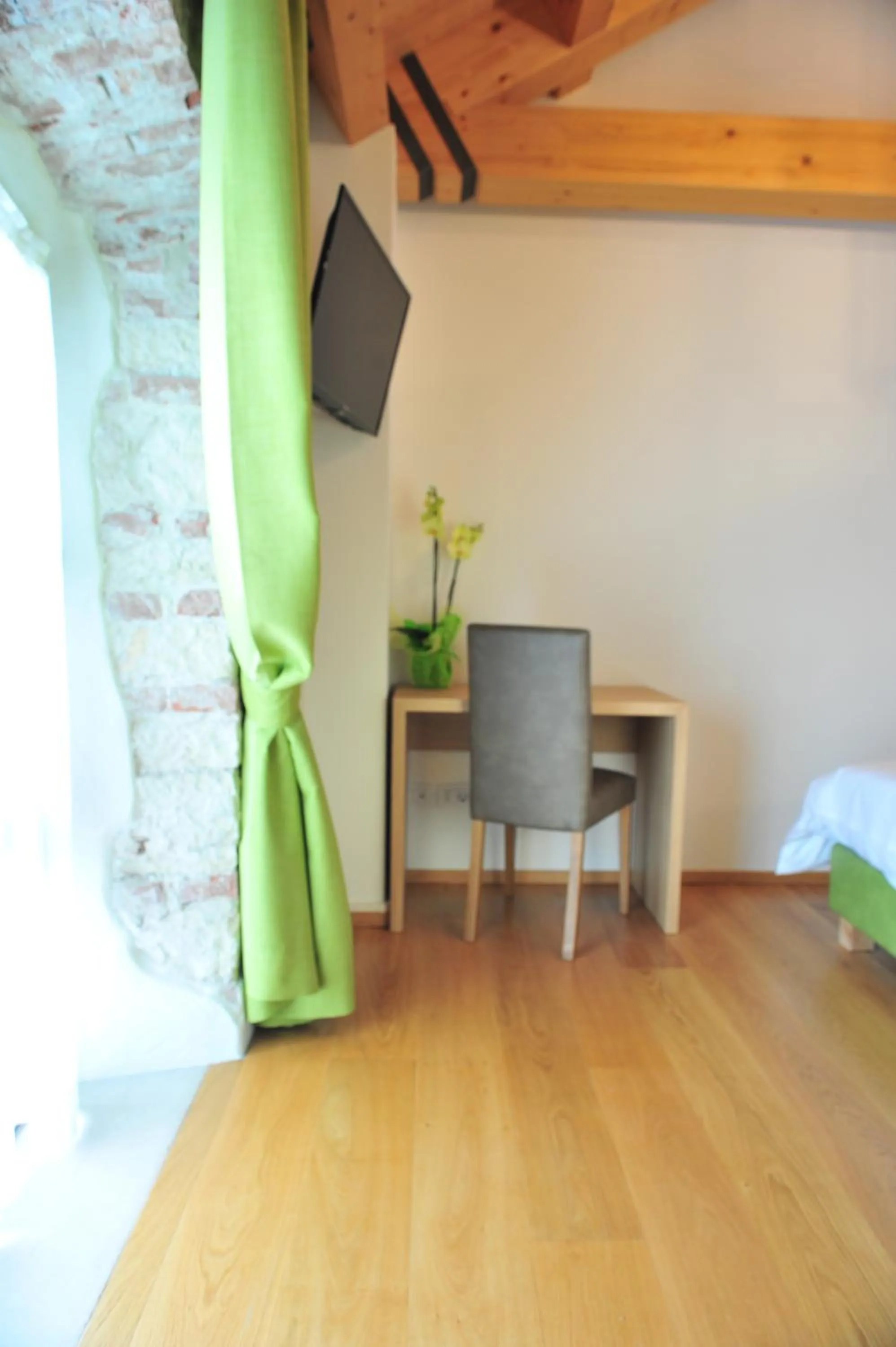 TV and multimedia in NUOVA FILANDA Rooms and More