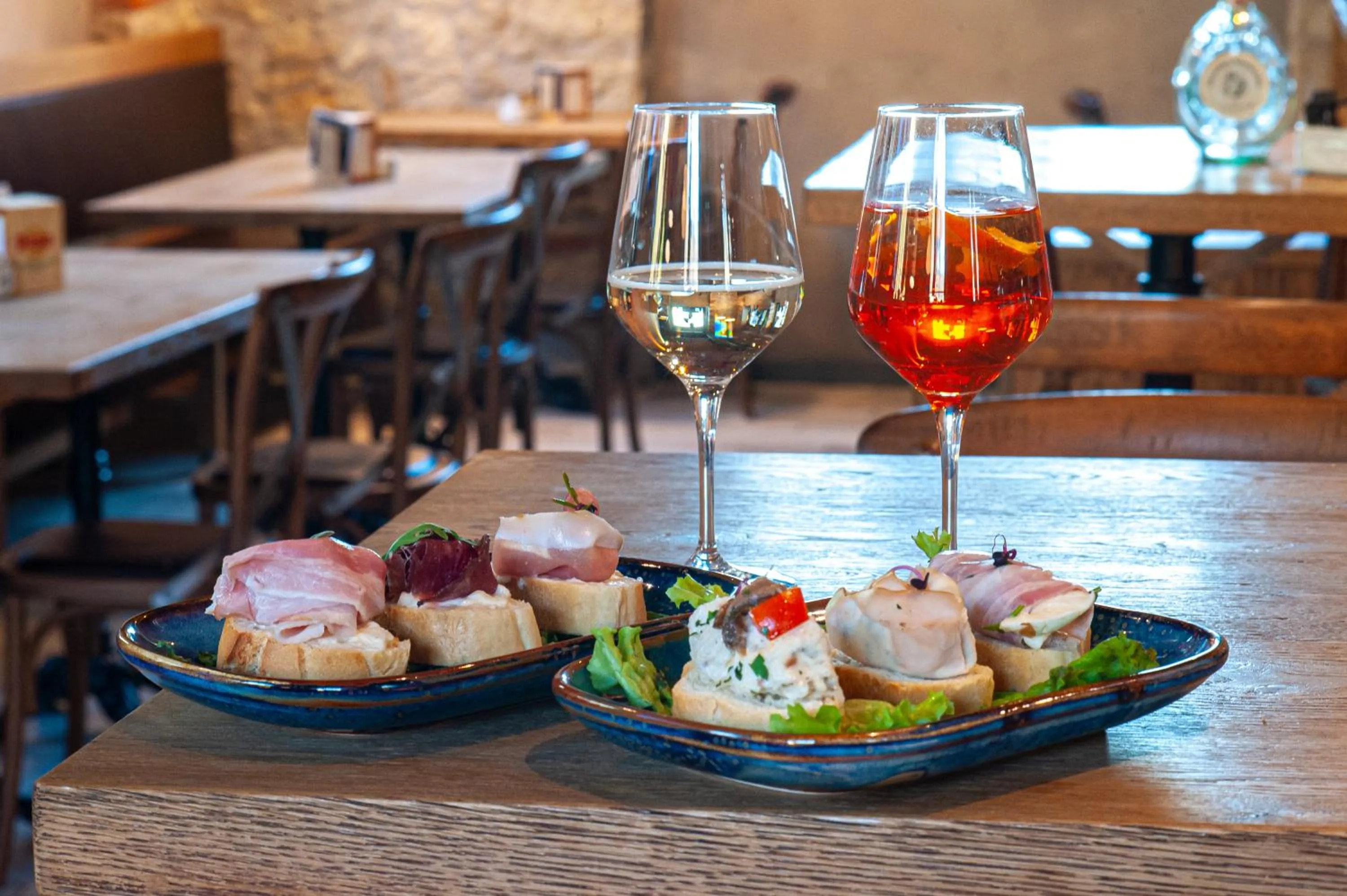 Lounge or bar in NUOVA FILANDA Rooms and More